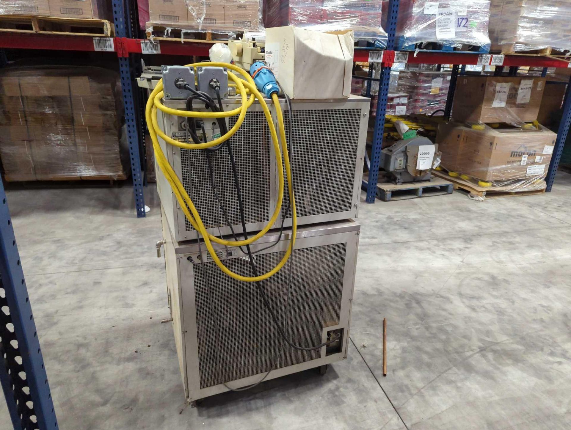 Duratop MP bulk tray dryer and corrosion resistant freeze dryer - Image 7 of 19