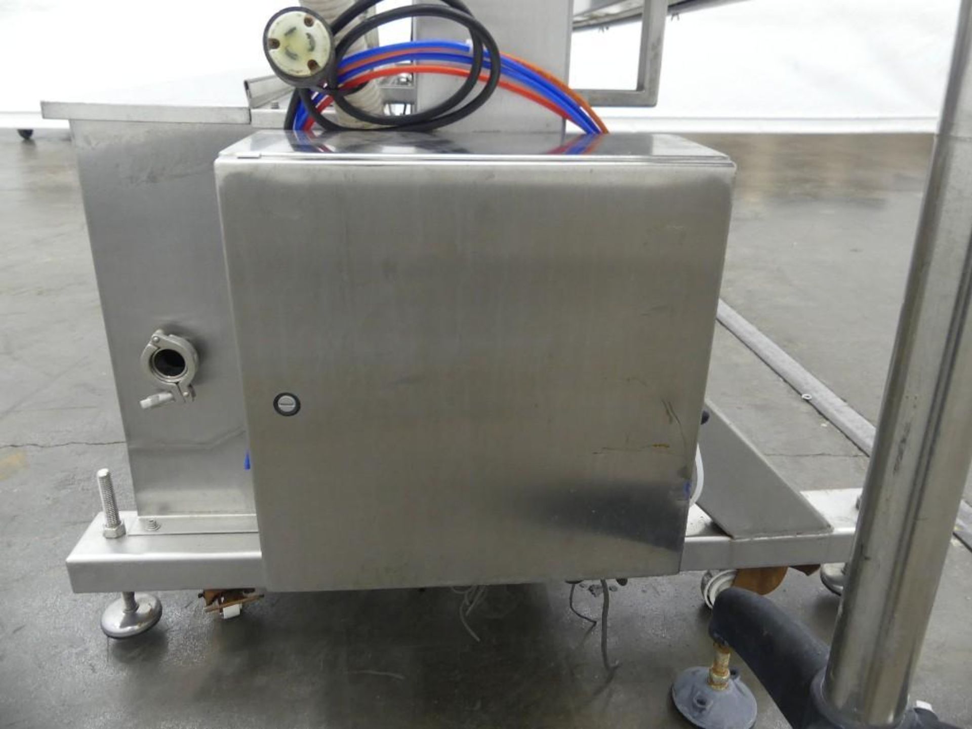 Accutek 10 Head Stainless Steel Automatic Pressure Overflow Filler - Image 19 of 31