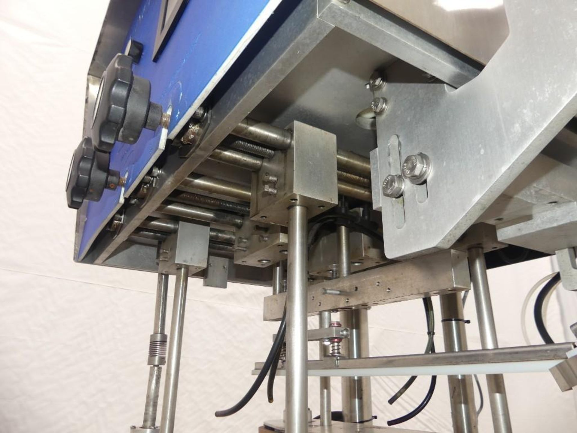 Inline Fillings Systems Capper with Elevator - Image 10 of 19