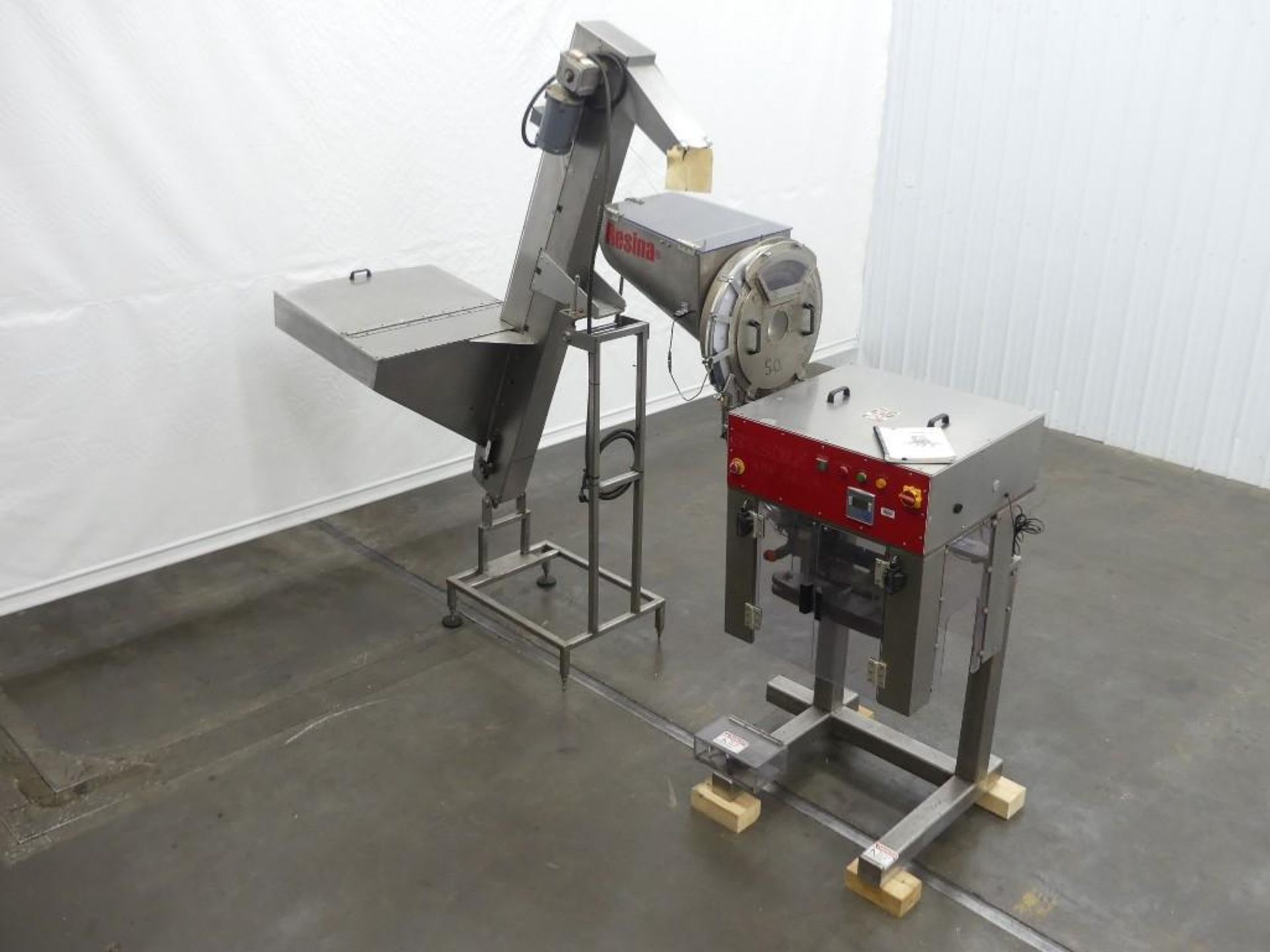 Resina NRCF 44 HE Snap Capper with Hopper and Incline Conveyor - Image 2 of 42