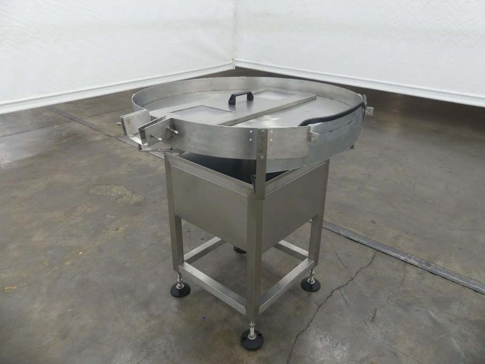 36 Inch Rotary Accumulation Table - Image 4 of 11