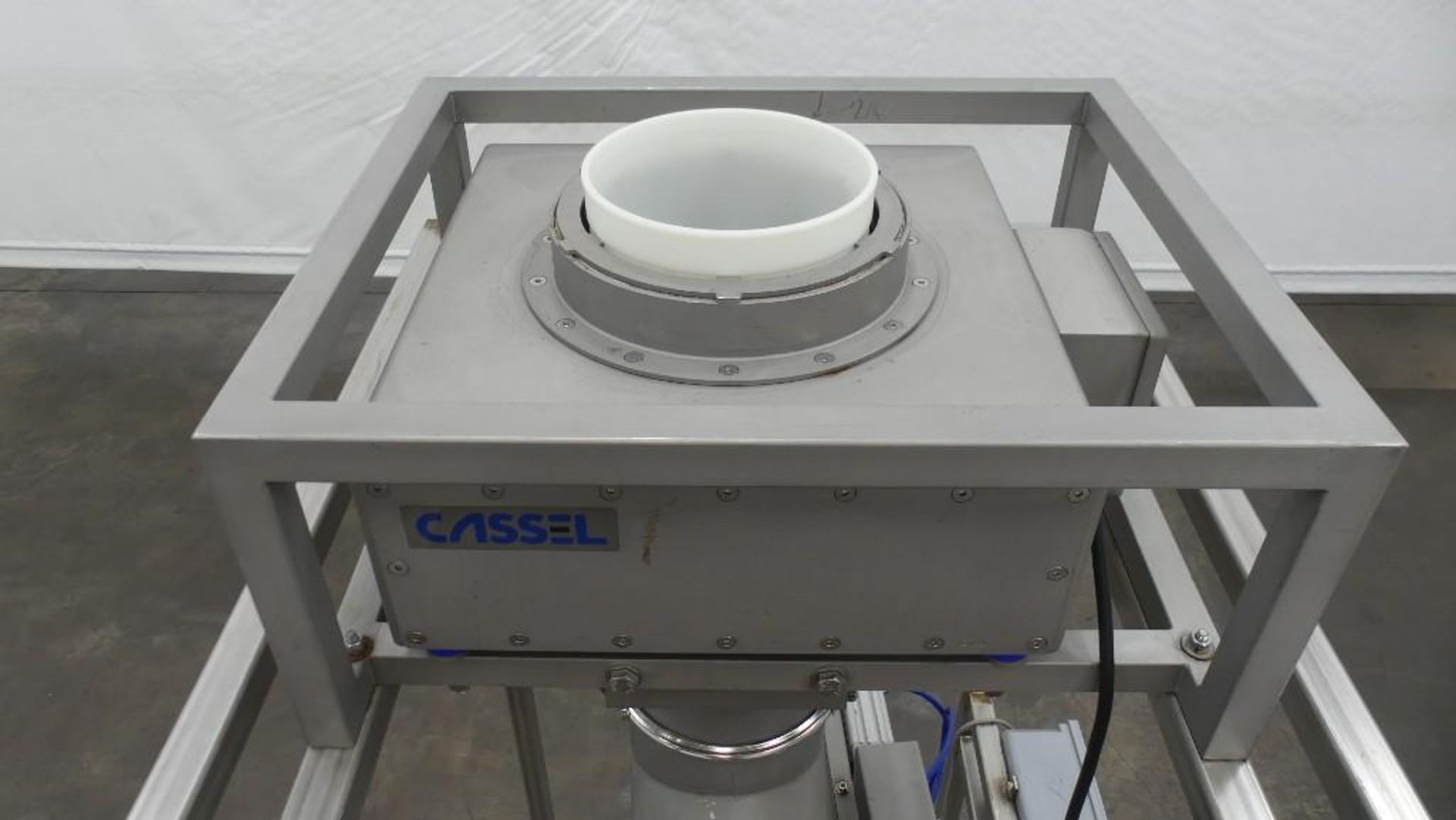 Cassel Shark GF200c Flow Through Metal Detector 7 3/4" - Image 6 of 9
