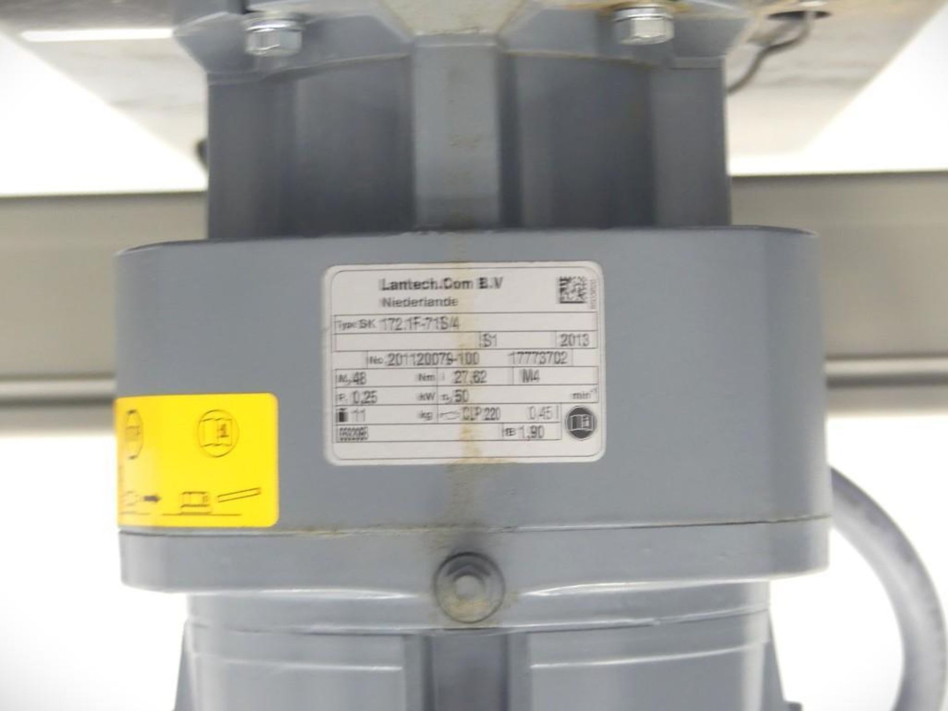 Lantech C-1000 Automatic Tape Bottom Seal Case Erector - Image 34 of 37