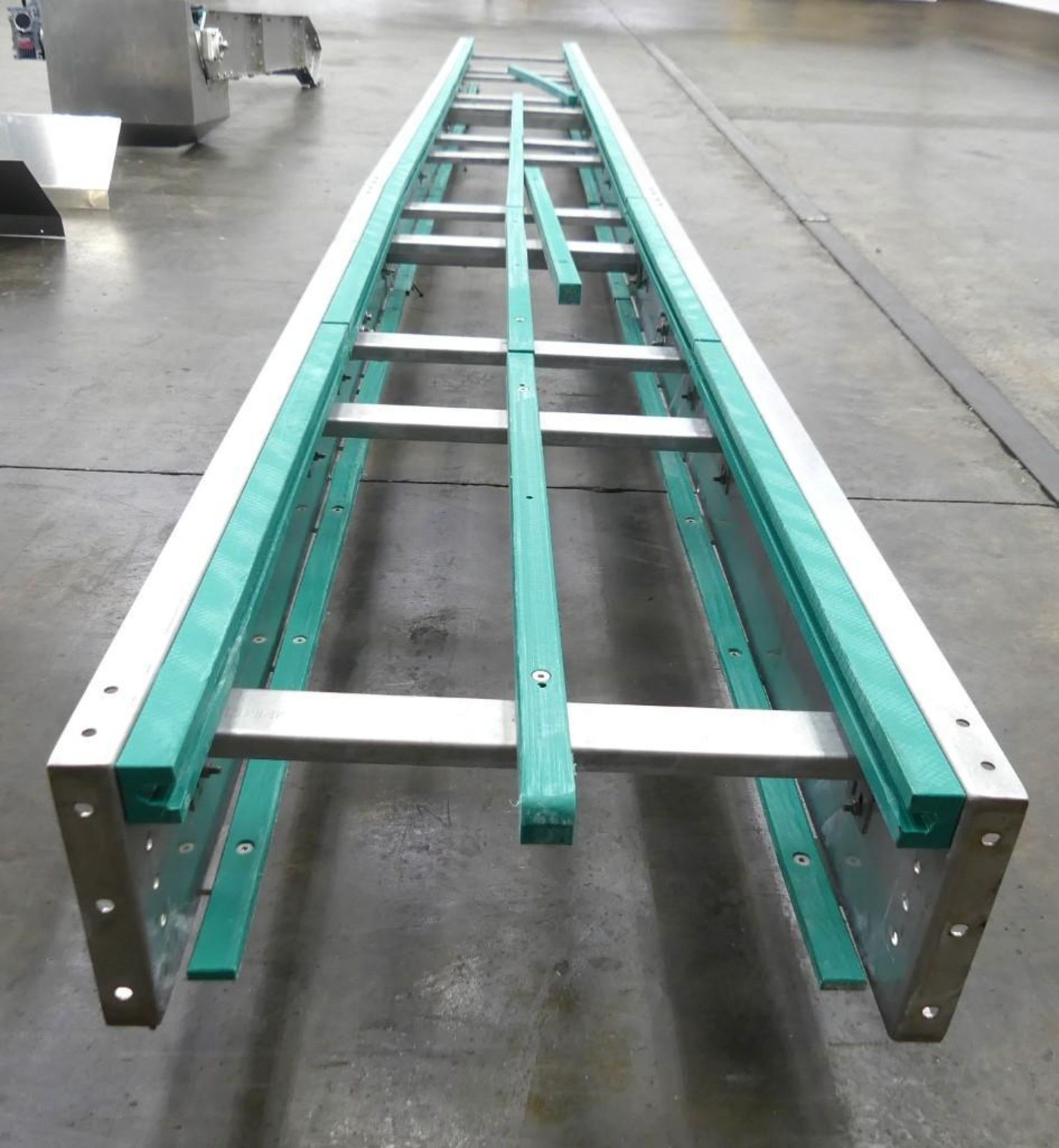 Plan It Packaging Inc. Conveyor Cleated Blue Belt Incline Conveyor - Image 7 of 28