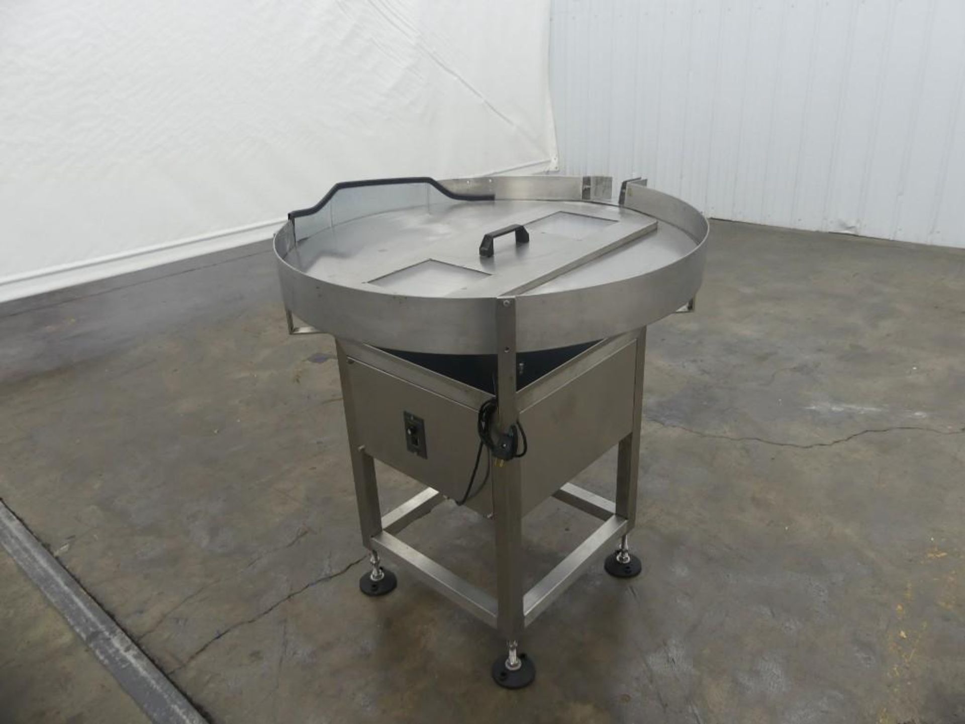 36 Inch Rotary Accumulation Table - Image 3 of 11