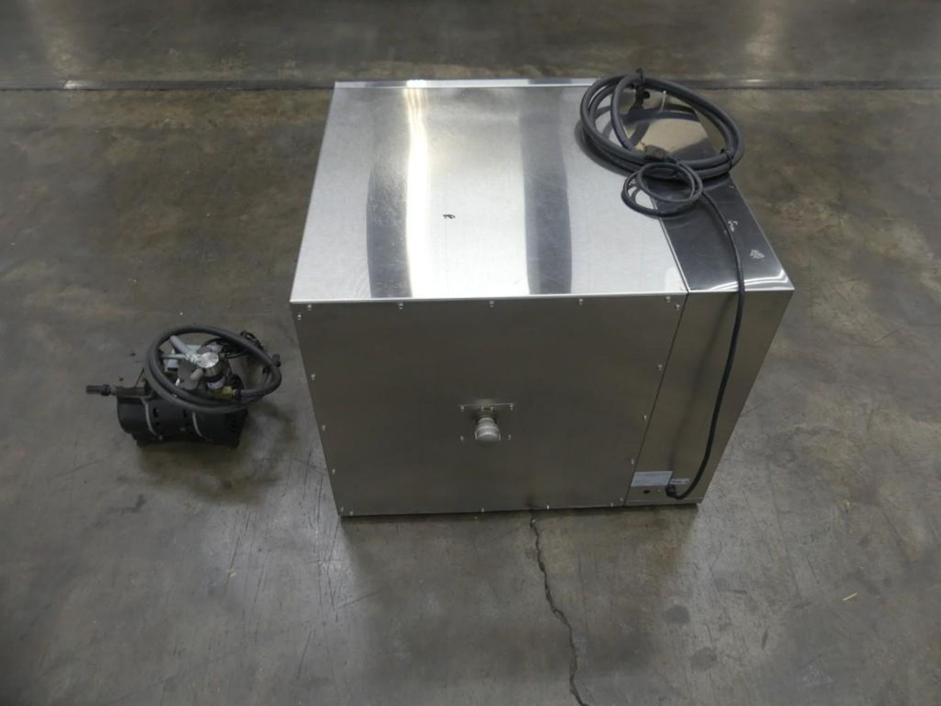 VWR Scientific 1450M Stainless Steel Vacuum Oven - Image 4 of 14