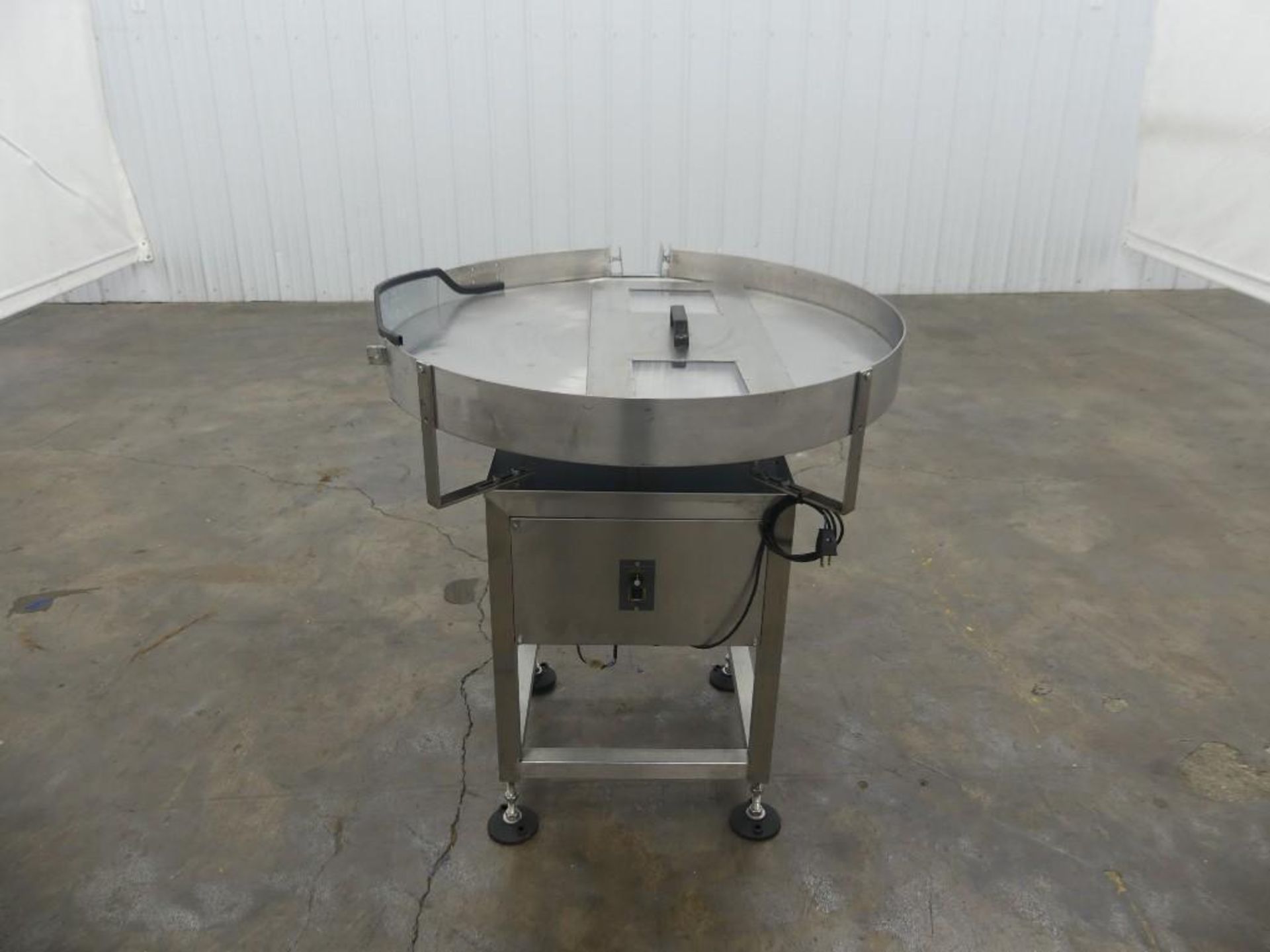 36 Inch Rotary Accumulation Table