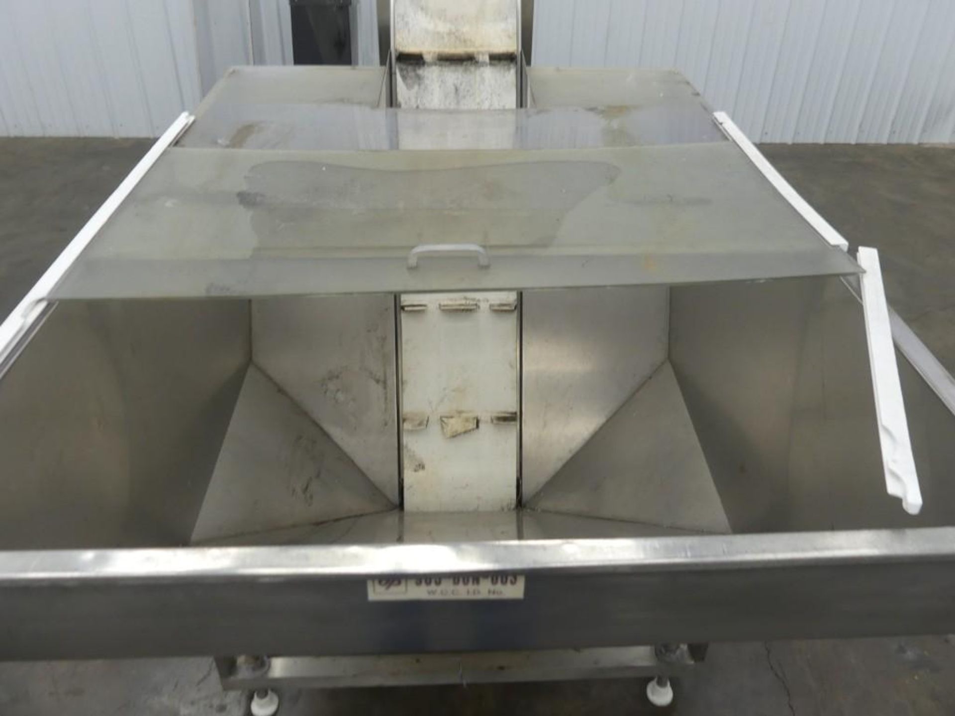 Stainless Steel Hopper with Elevating Conveyor - Image 7 of 16