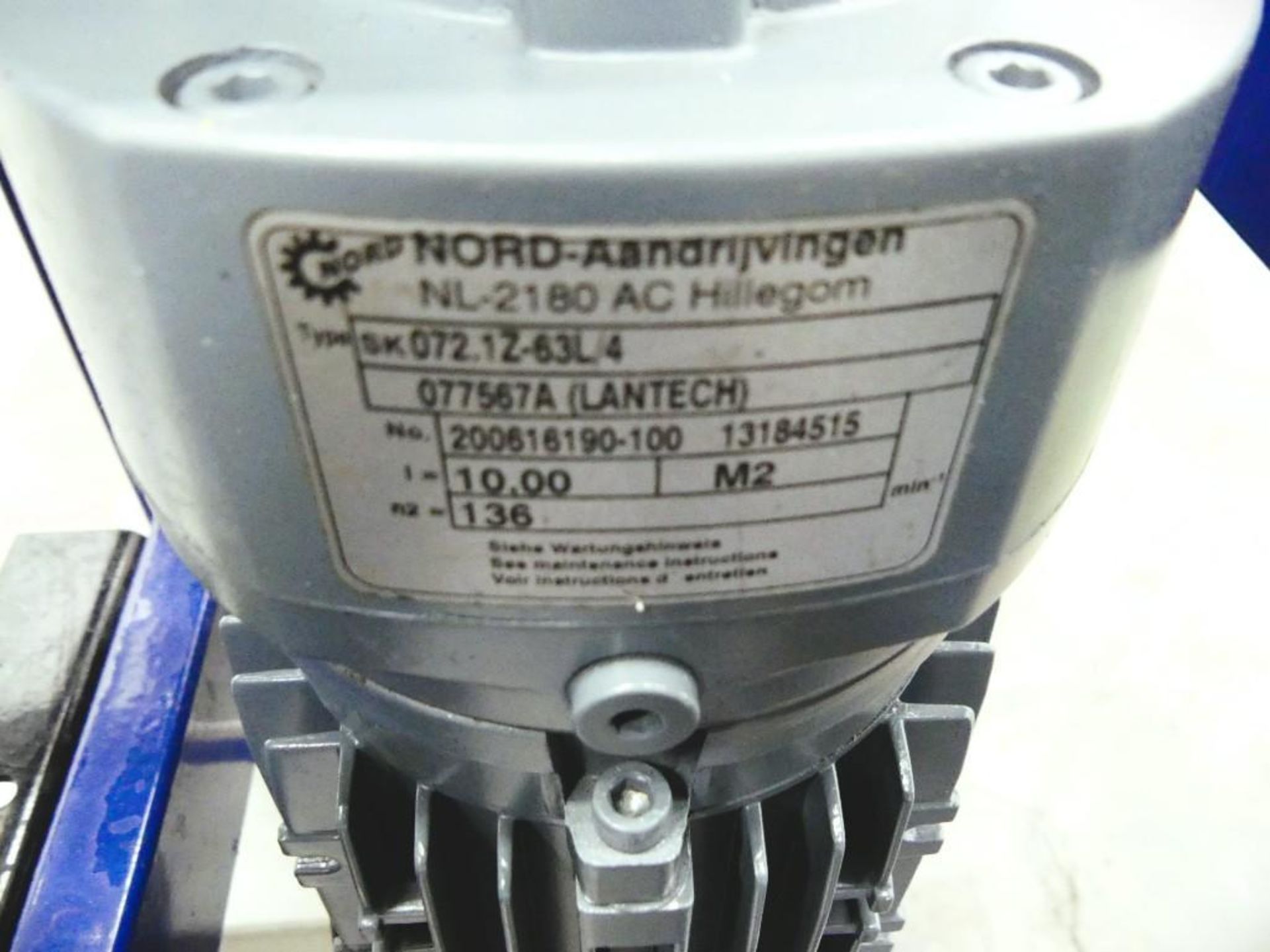 Lantech C-1000 Tape Bottom Seal Automatic Case Erector - Image 17 of 40