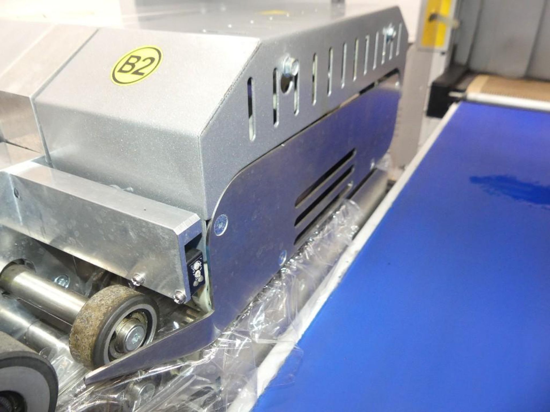Smipack HS500E Automatic Side Sealer with Infeed and Shrink Tunnel - Image 17 of 76
