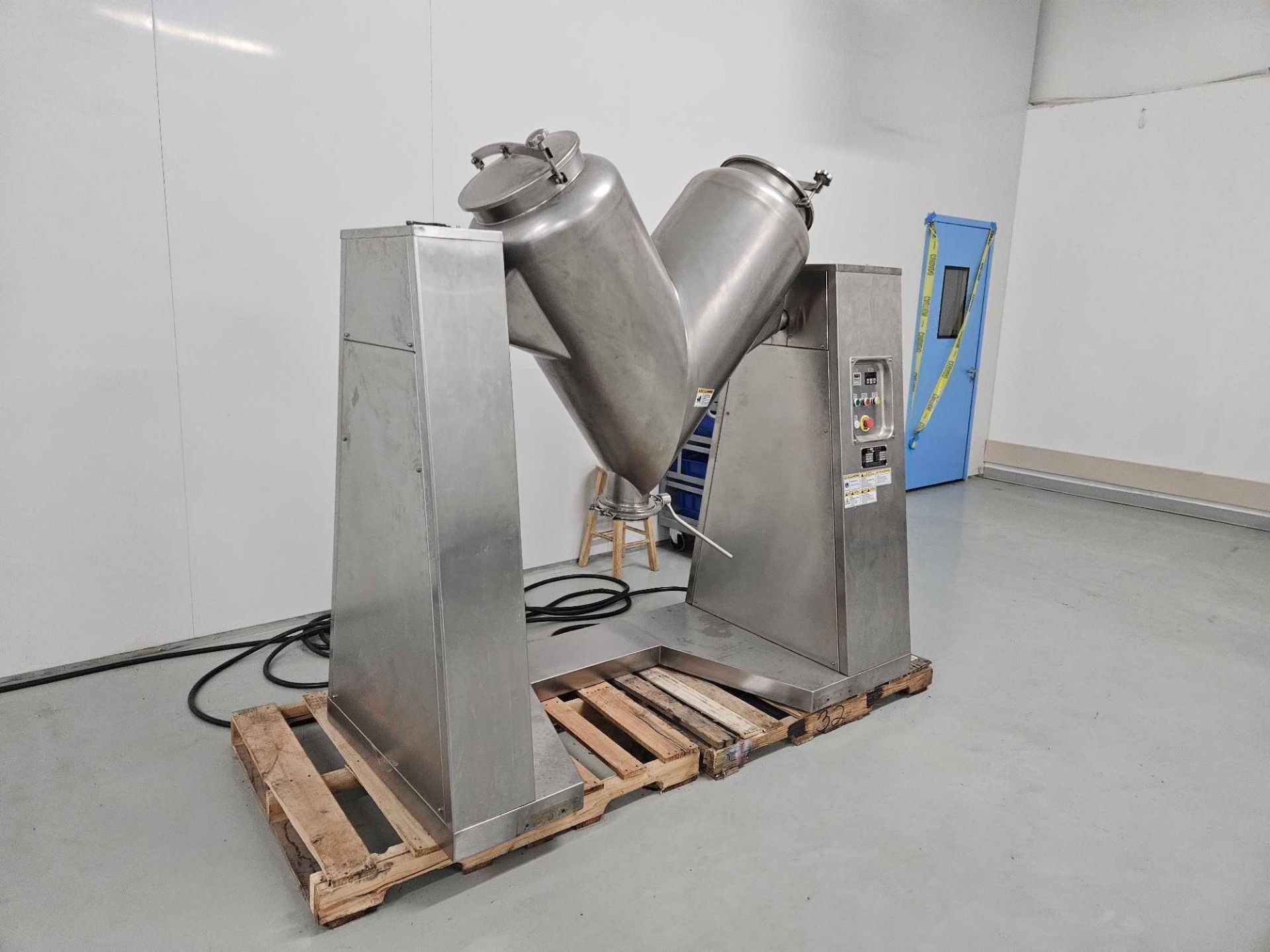Jiangyin Baoli Machinery JB-300 Stainless Steel V Blender - Image 6 of 9