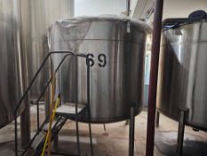 1,300 Gallon Stainless Steel Holding Tank