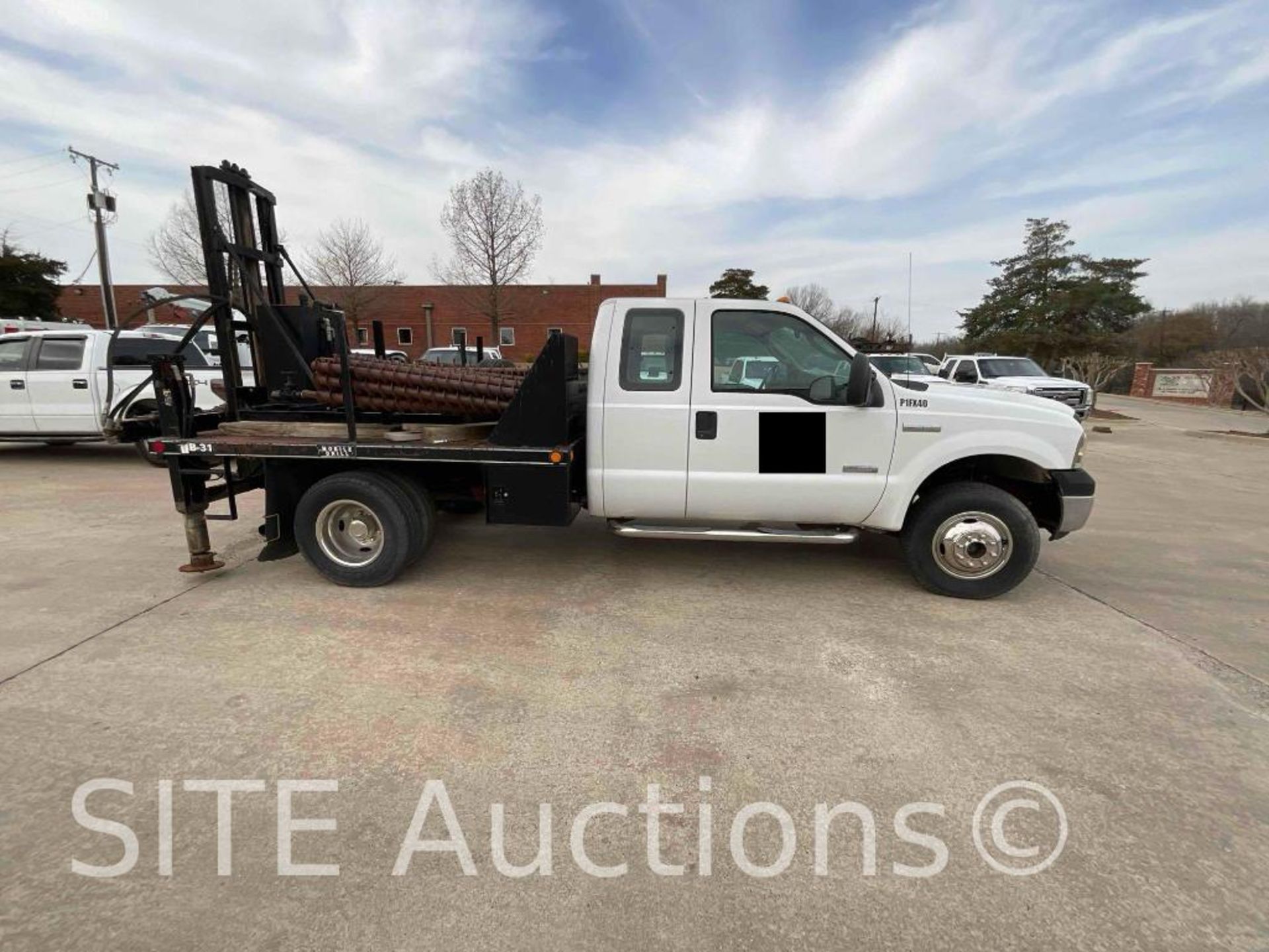 2006 Ford F250 SD Extended Cab Drill Rig Truck