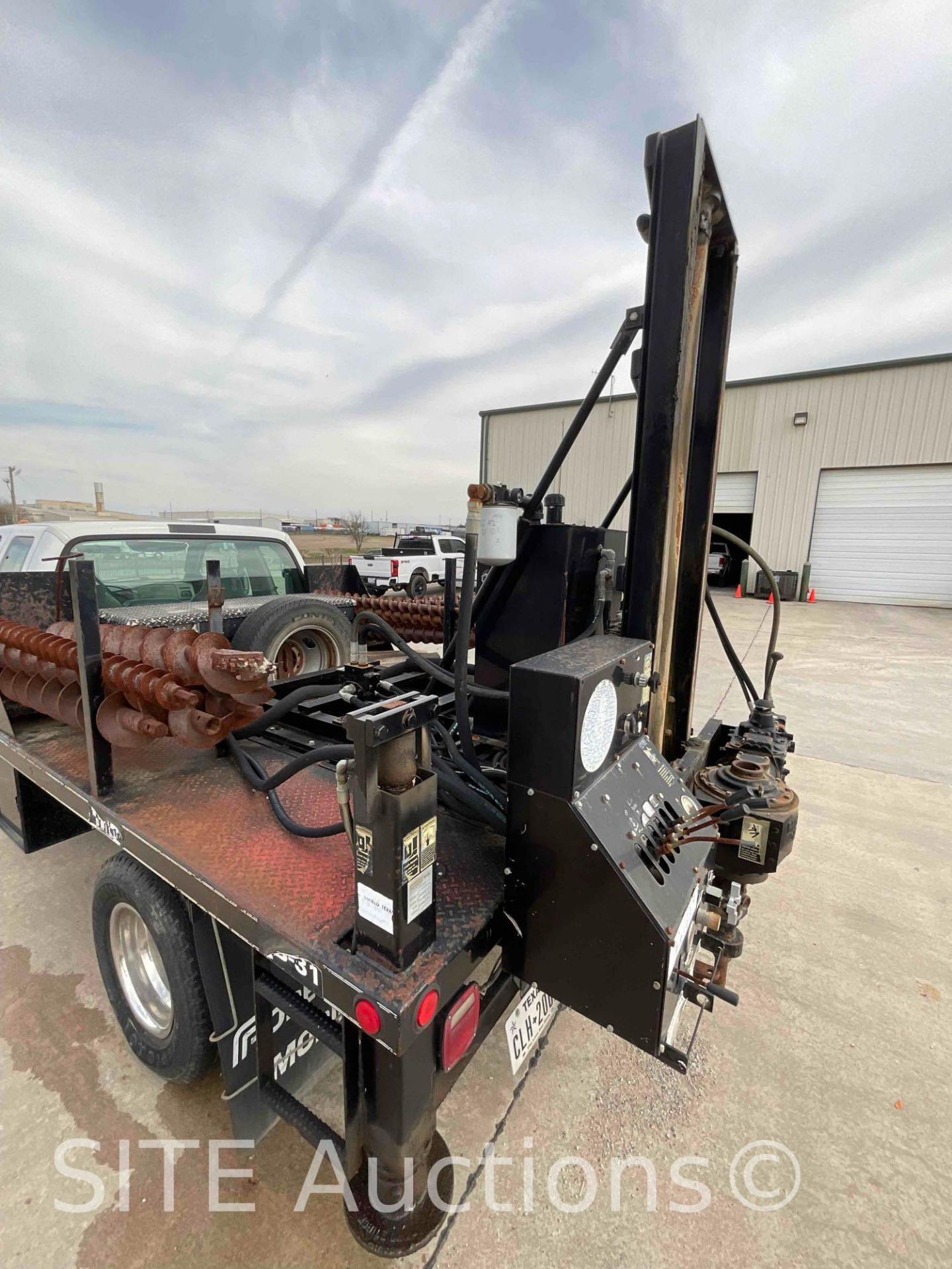 2006 Ford F250 SD Extended Cab Drill Rig Truck - Image 4 of 8