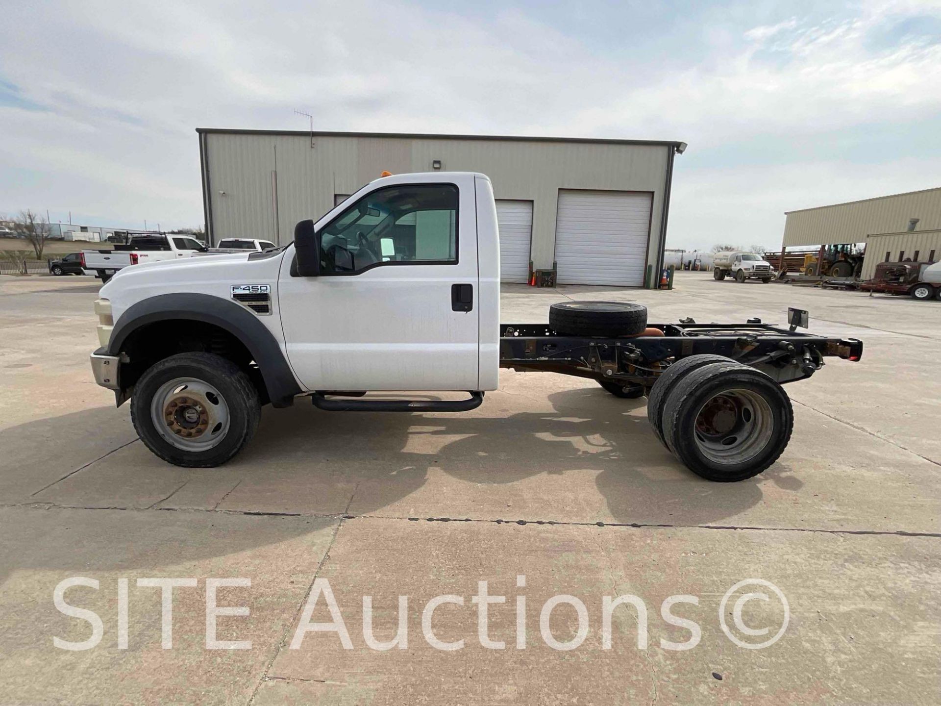 2010 Ford F450 SD Cab & Chassis Truck - Image 8 of 20