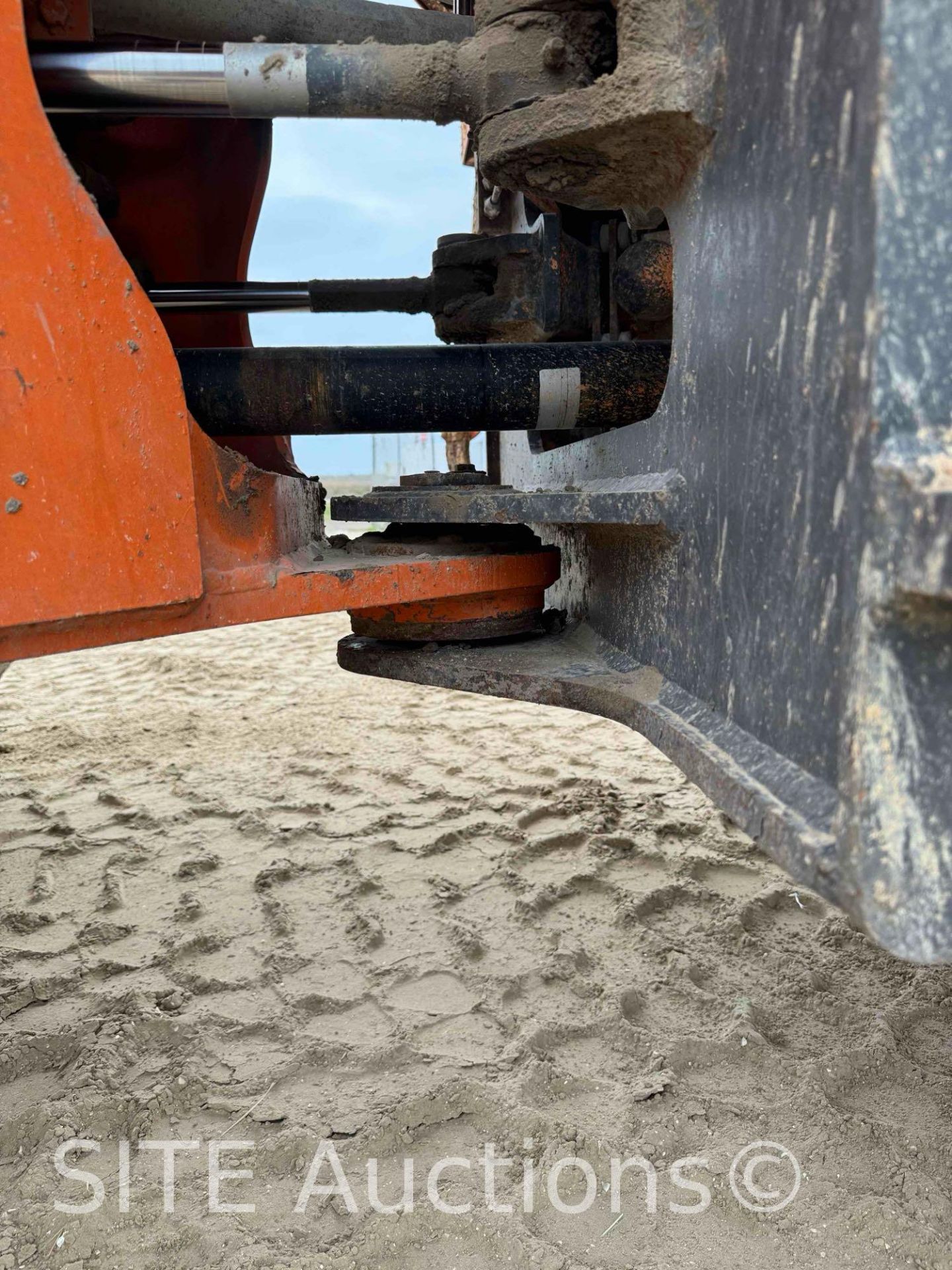 2014 Doosan DL220-3 Wheel Loader - Image 16 of 23