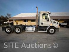2014 Freightliner Cascadia T/A Daycab Truck Tractor
