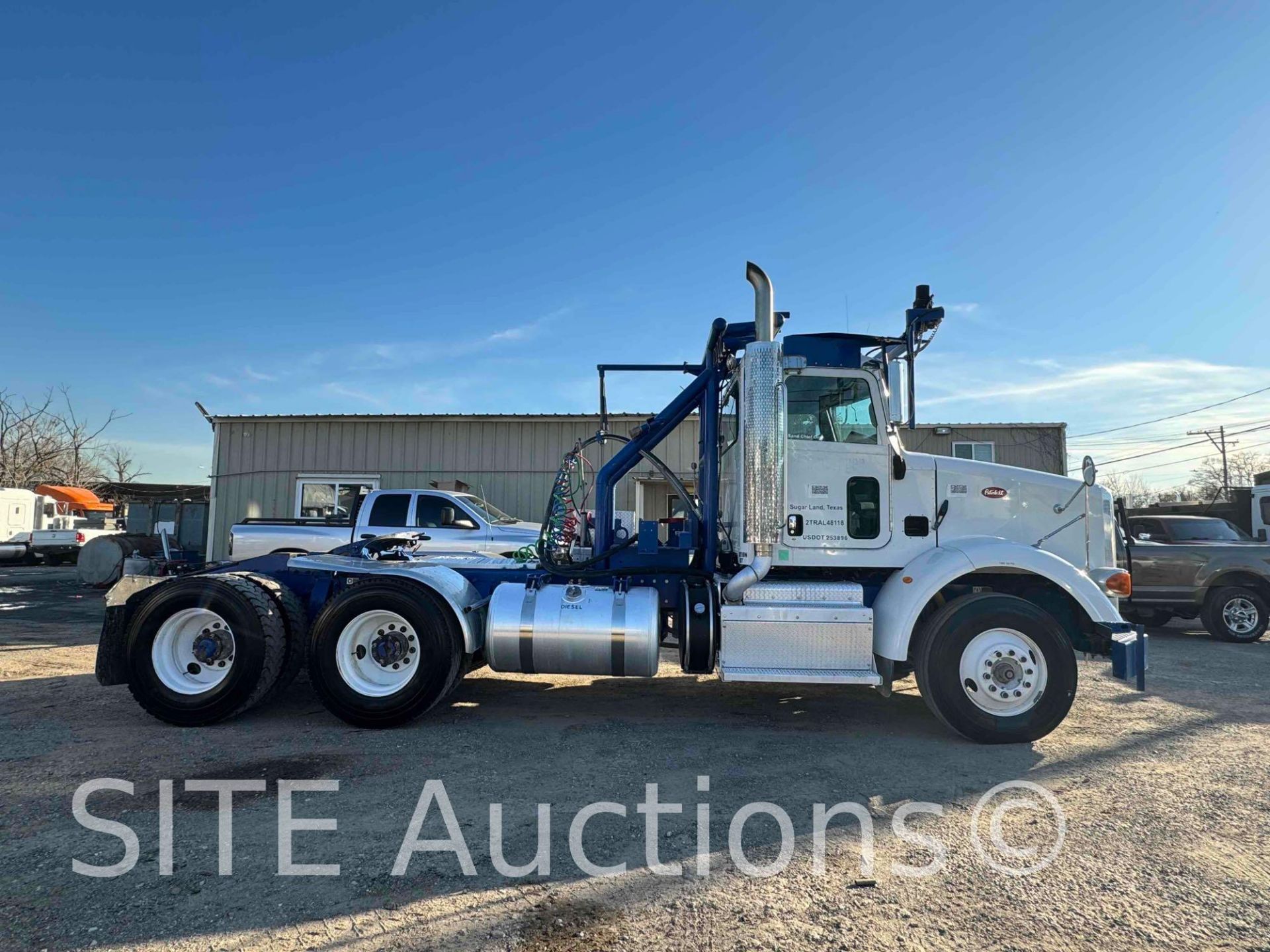 2012 Peterbilt 365 T/A Daycab Truck Tractor - Image 4 of 19