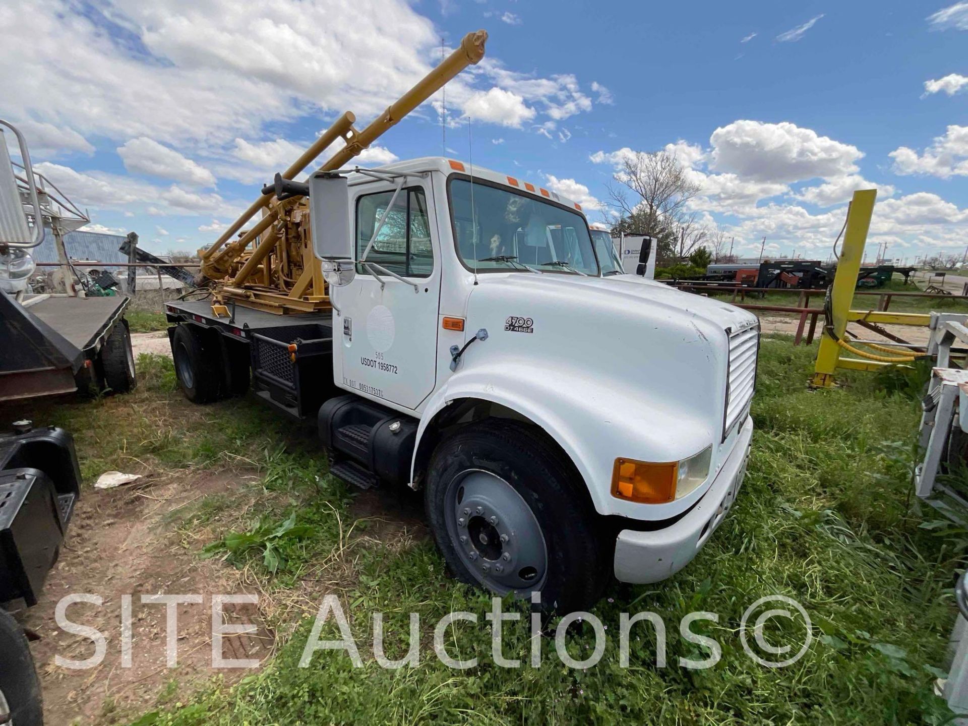 1998 International 4700 S/A Flatbed Truck w/ Drilling Unit - Image 2 of 19