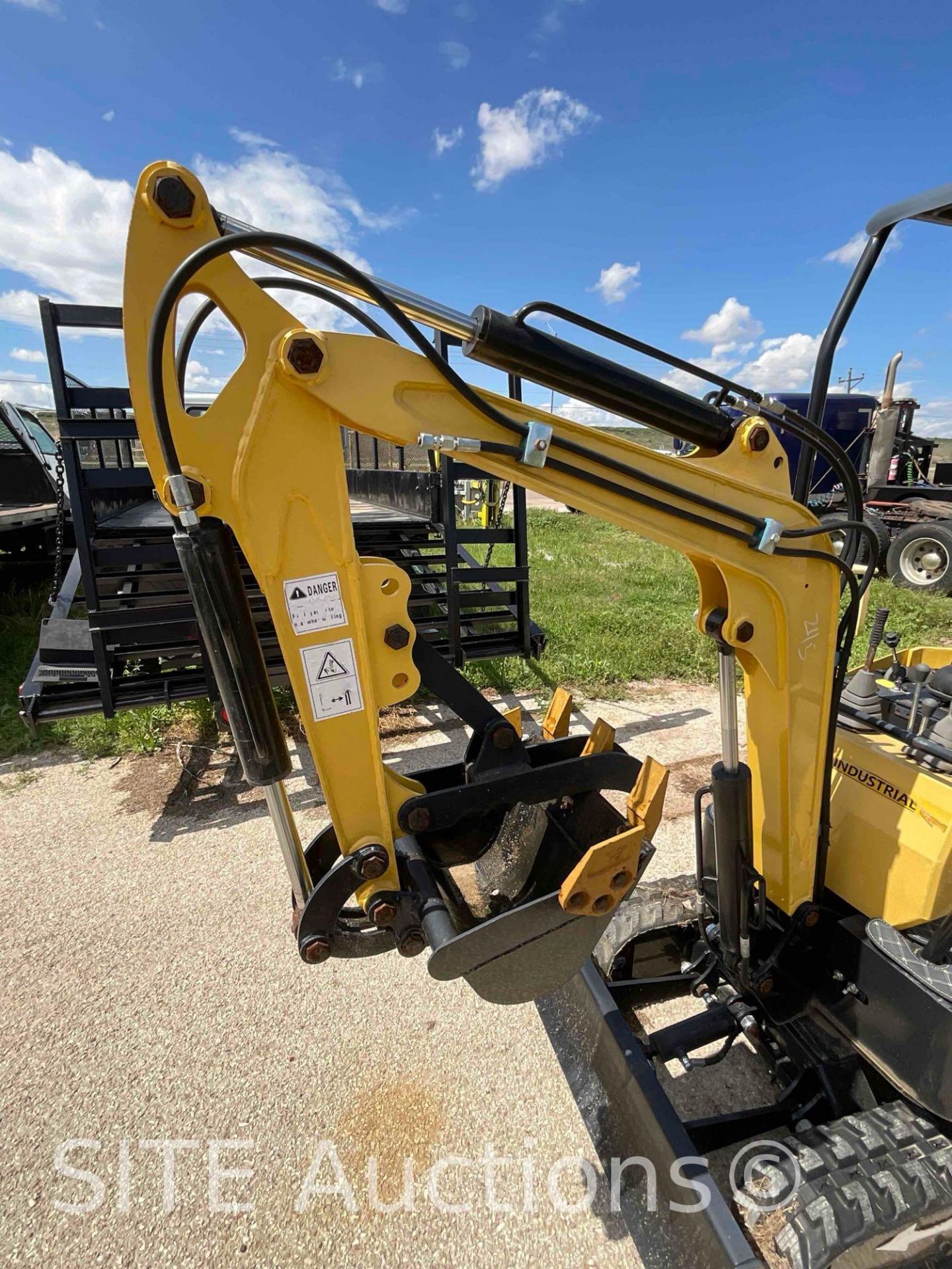 2022 Agrotk YM12 Mini Excavator - Image 11 of 16