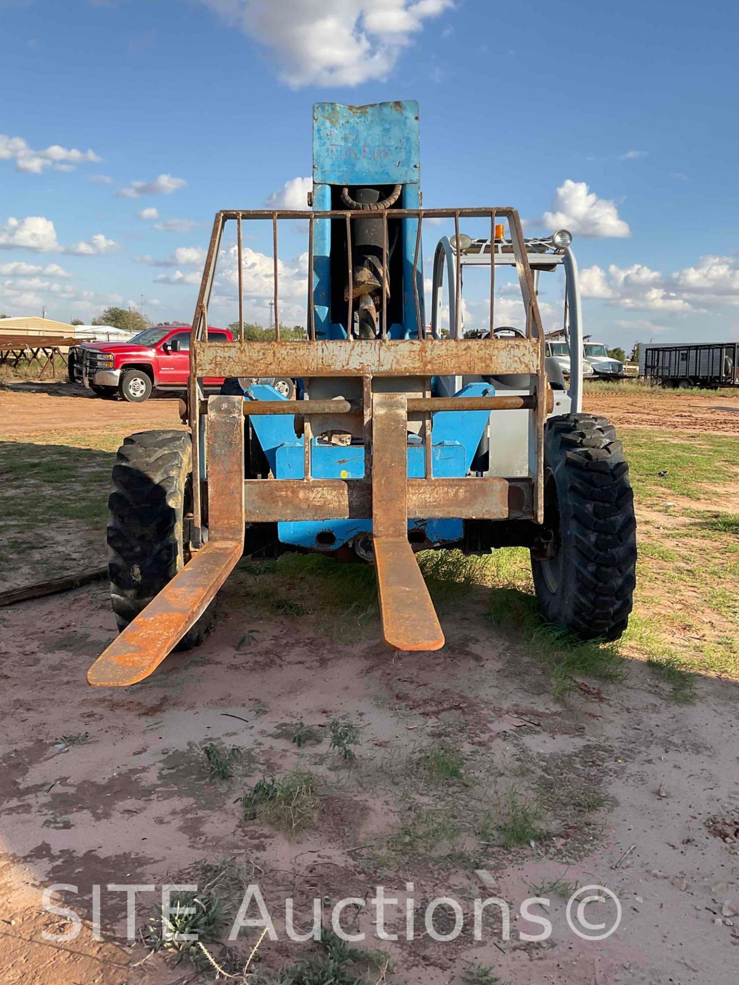 2008 Genie GTH842 4x4x4 Telescopic Forklift - Image 2 of 9