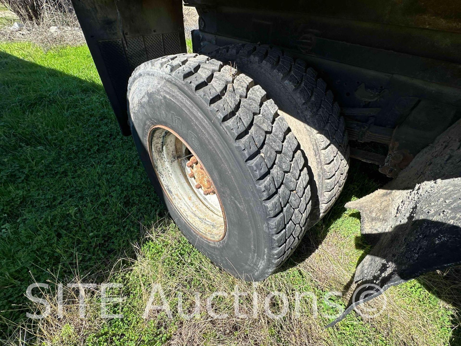 1986 Ford F700 S/A Dump Truck - Image 16 of 26