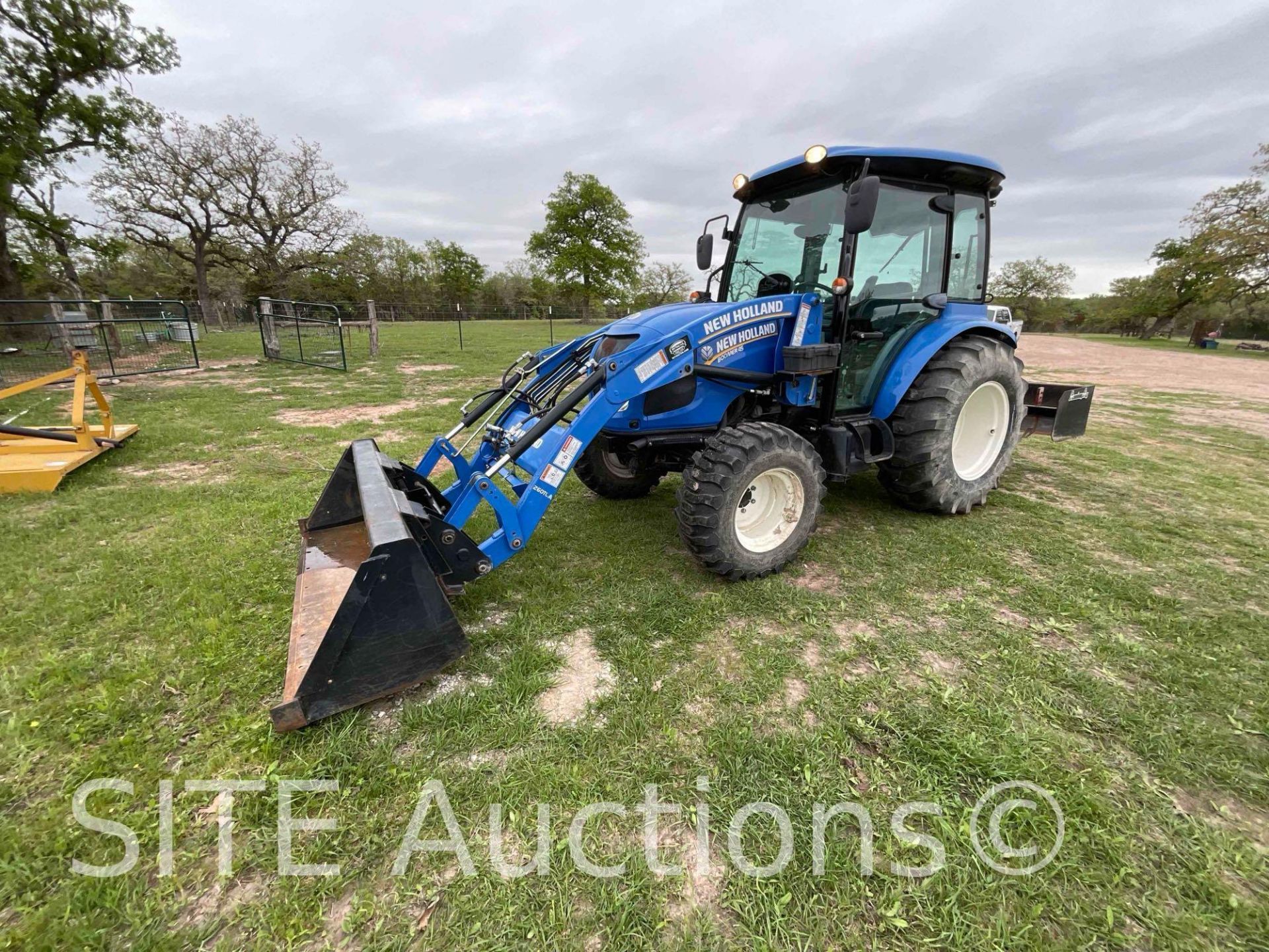 New Holland Boomer 45 Tractor