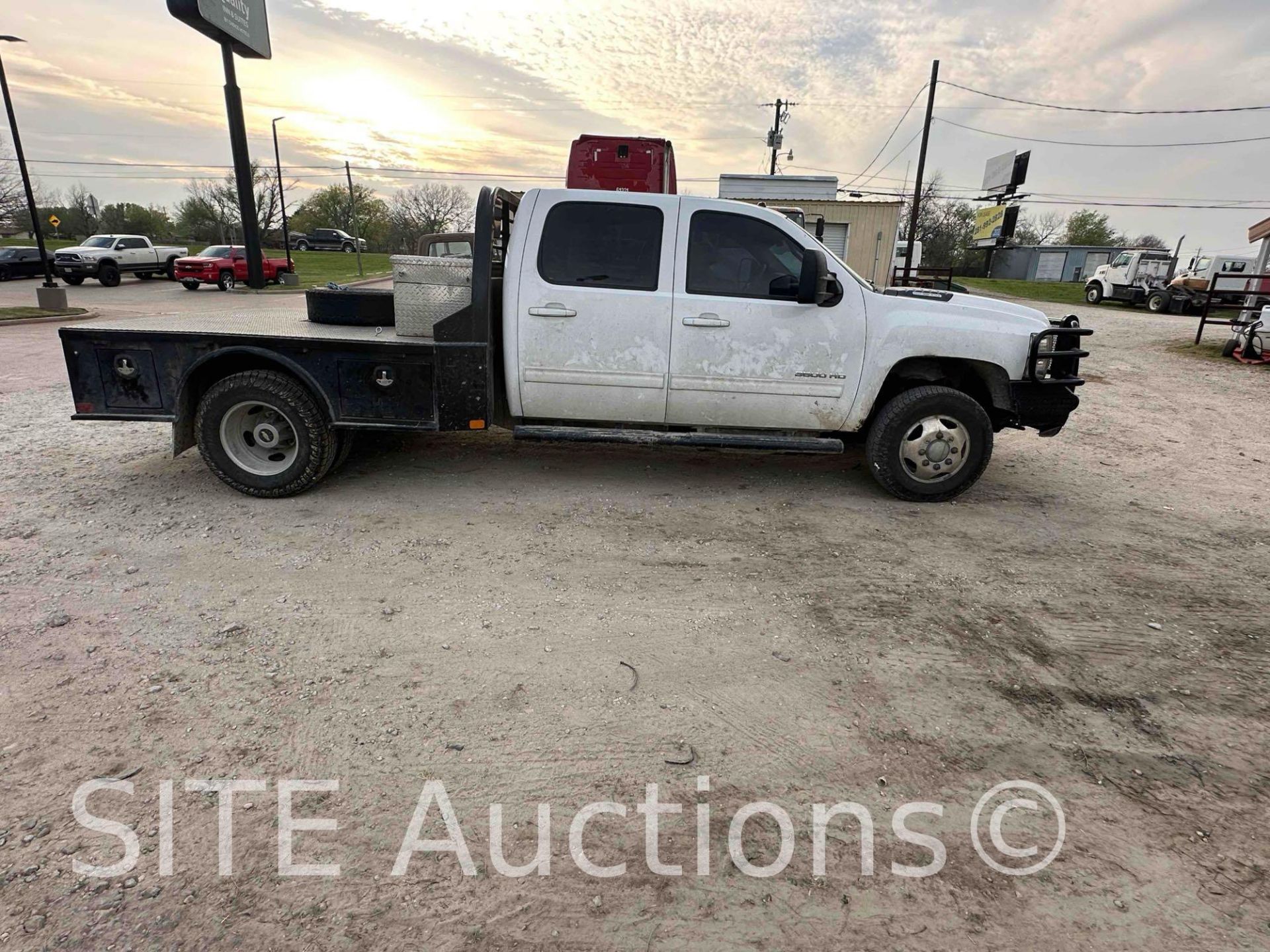 2012 Chevrolet Silverado 3500 HD Crew Cab Flatbed Truck - Image 6 of 25