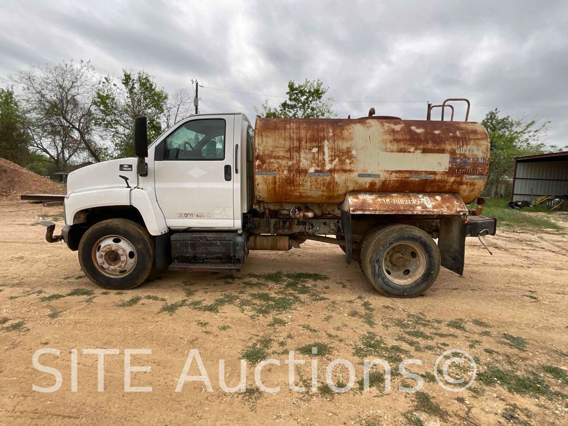 2004 Chevrolet C7500 S/A Water Truck - Image 6 of 23