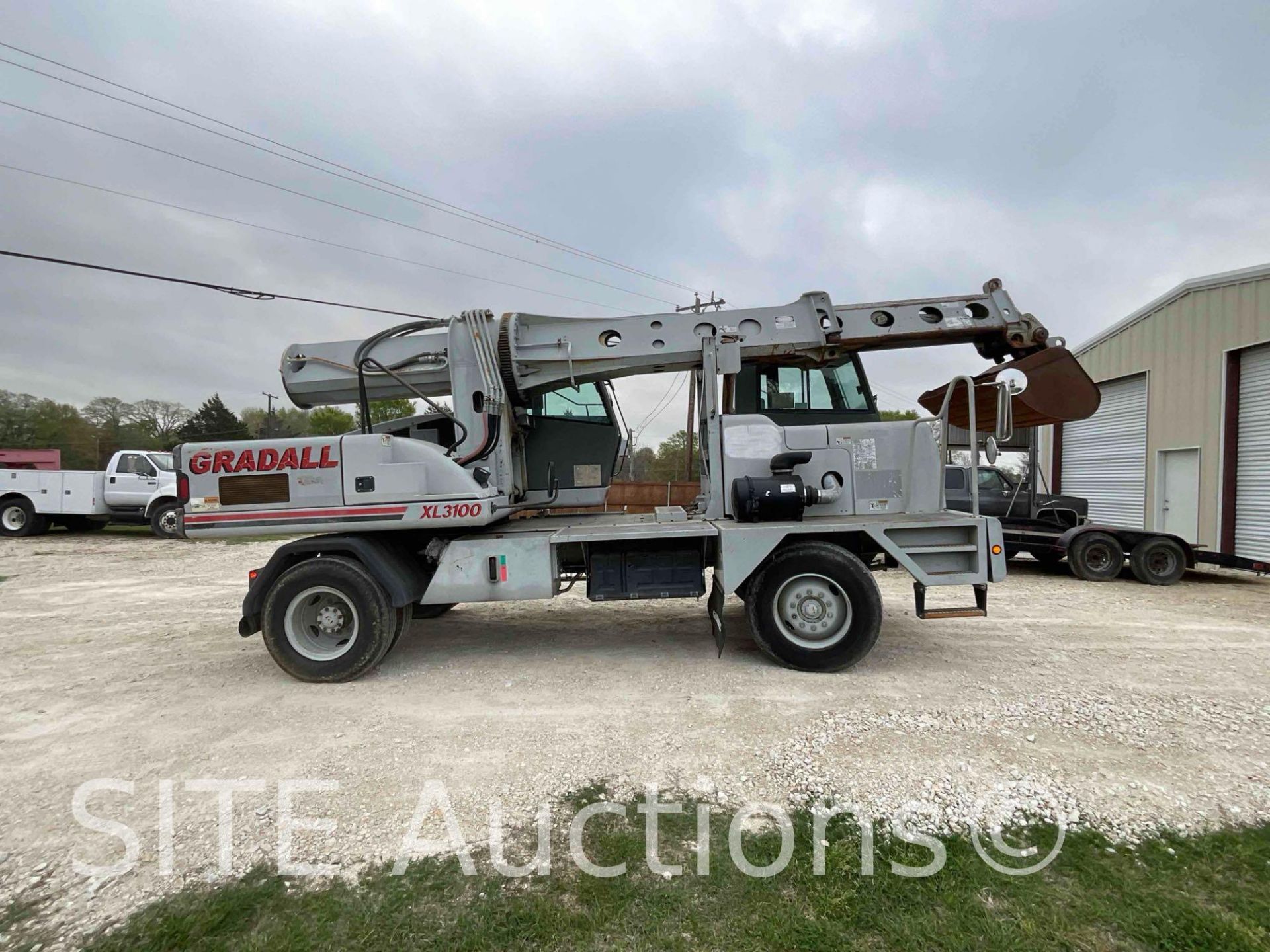 2001 Gradall XL3100 Wheeled Excavator - Image 3 of 40