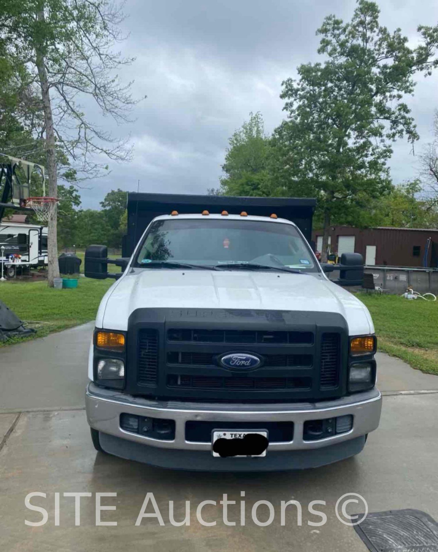 2009 Ford F350 Single Cab Dump Truck - Image 2 of 8