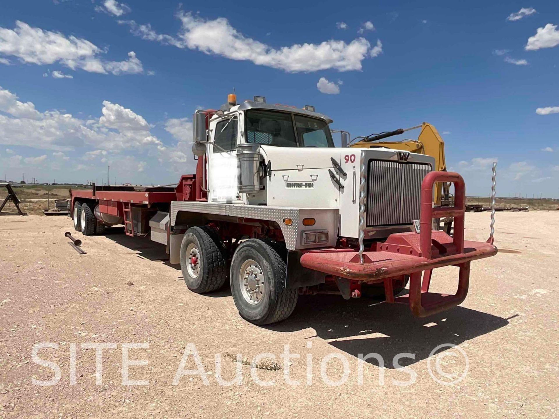 2013 Western Star 6900XD T/A T/A Oilfield Bed Truck - Image 3 of 54