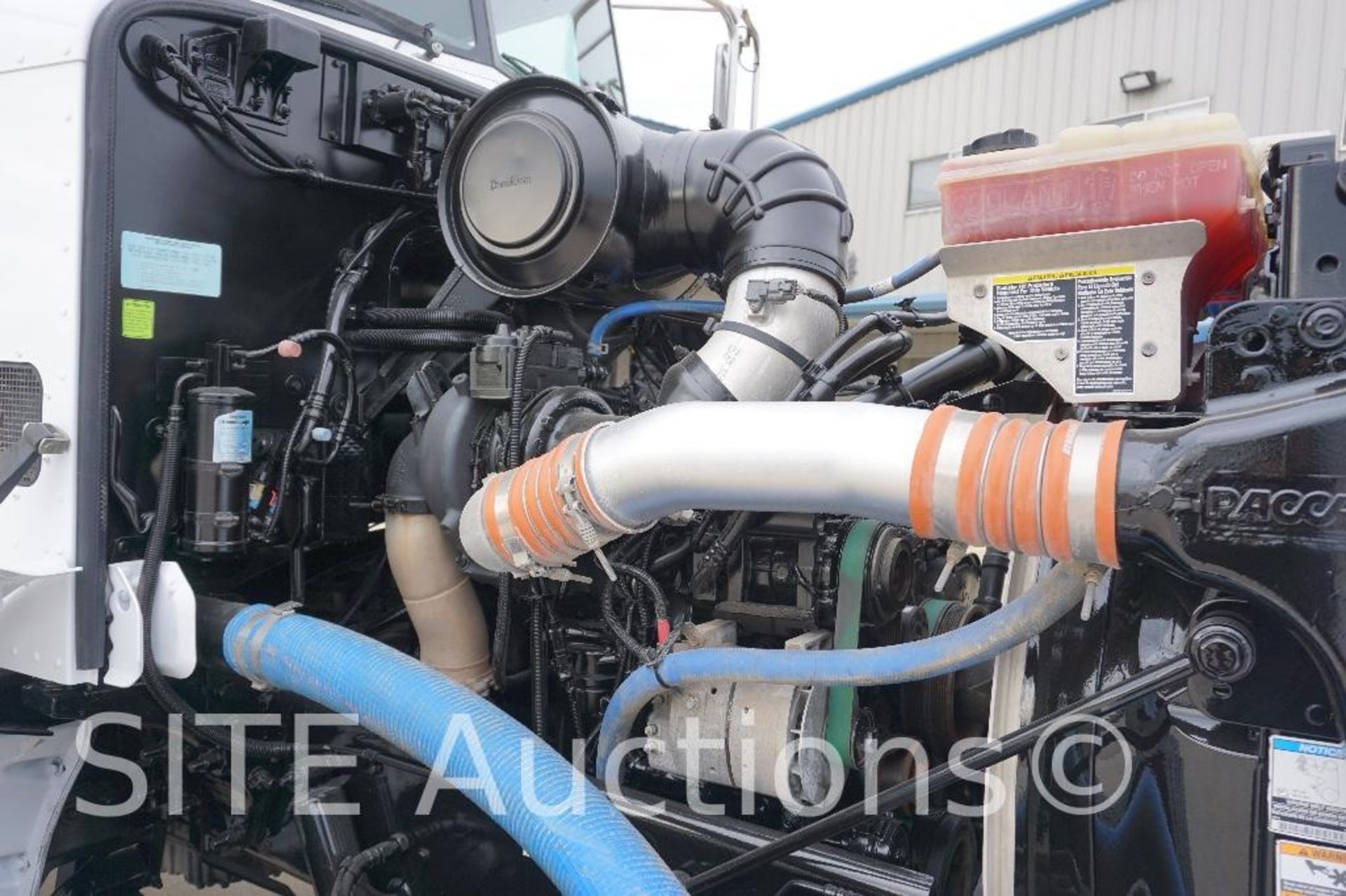 2014 Peterbilt 365 T/A Water Truck - Image 35 of 45