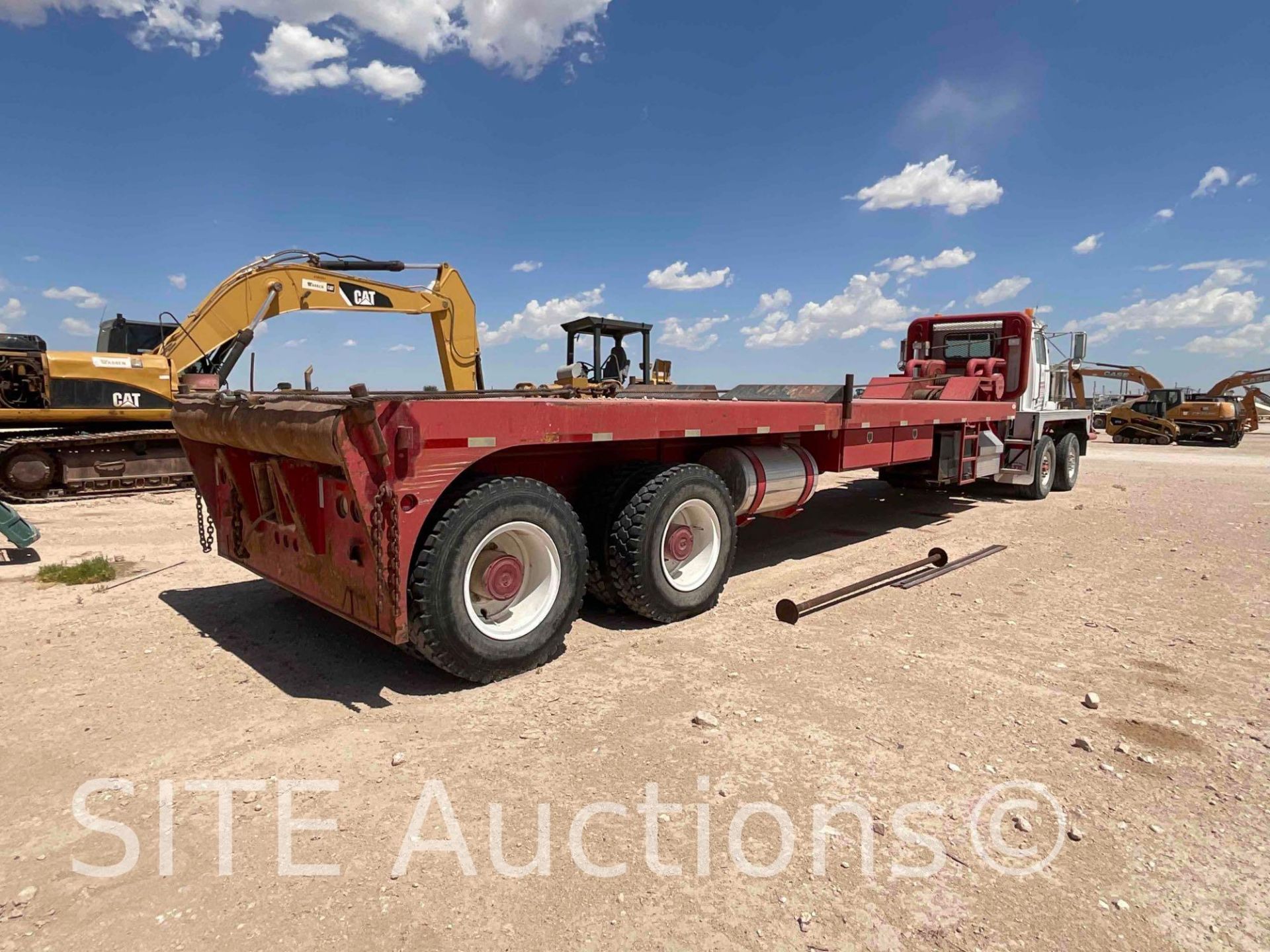 2013 Western Star 6900XD T/A T/A Oilfield Bed Truck - Image 5 of 54