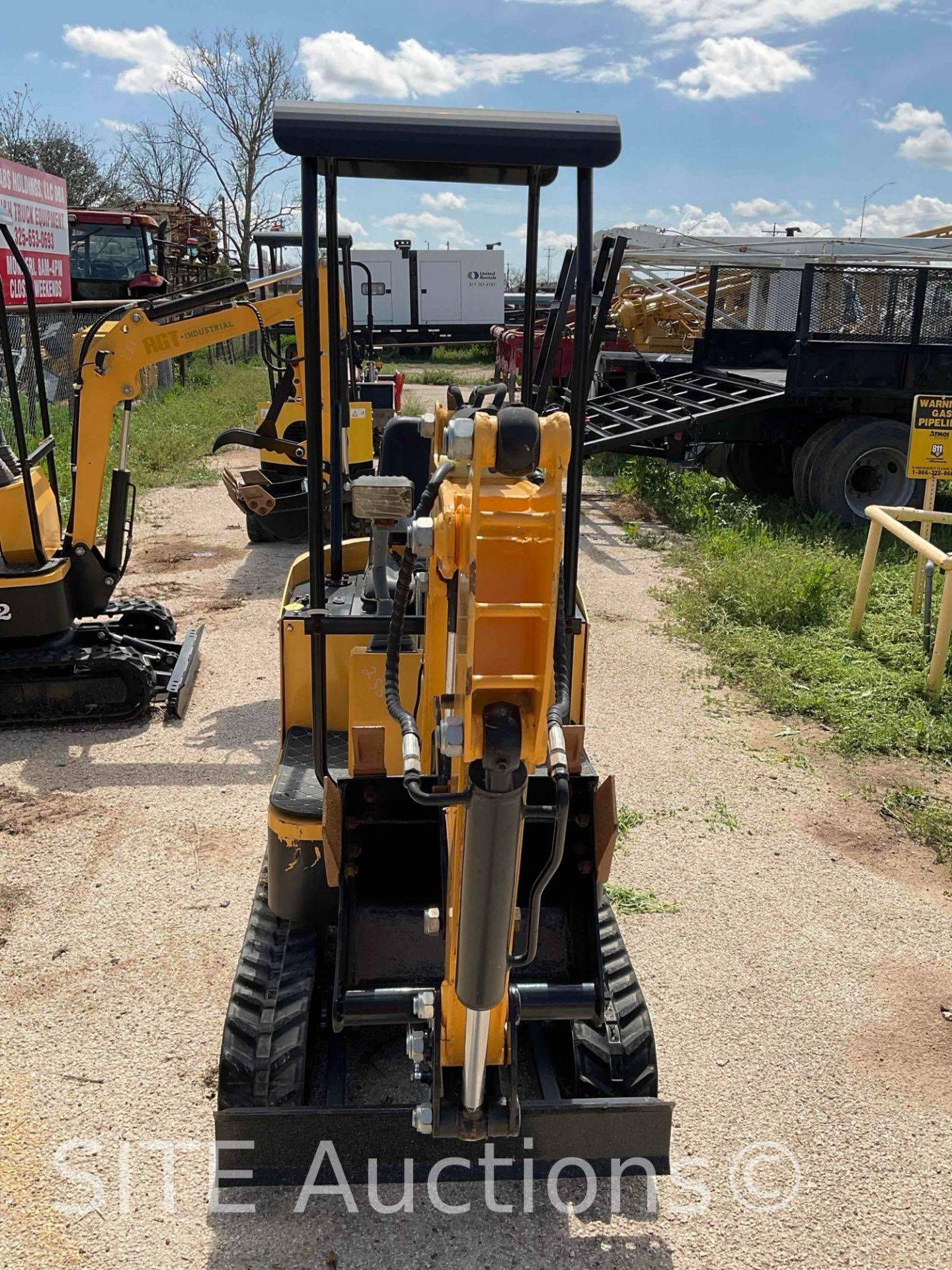 2022 Agrotk YM12 Mini Excavator - Image 2 of 19