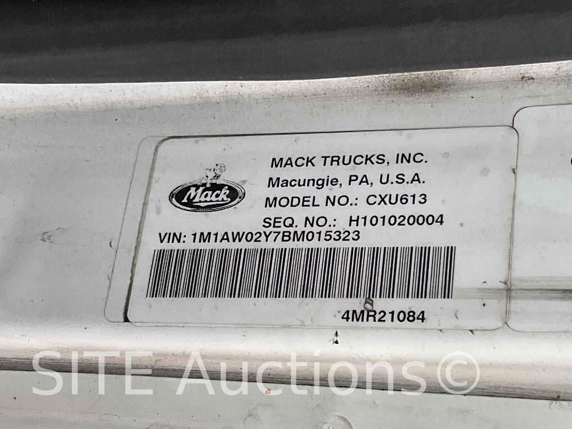 2011 Mack CXU613 T/A Dump Truck - Image 20 of 30