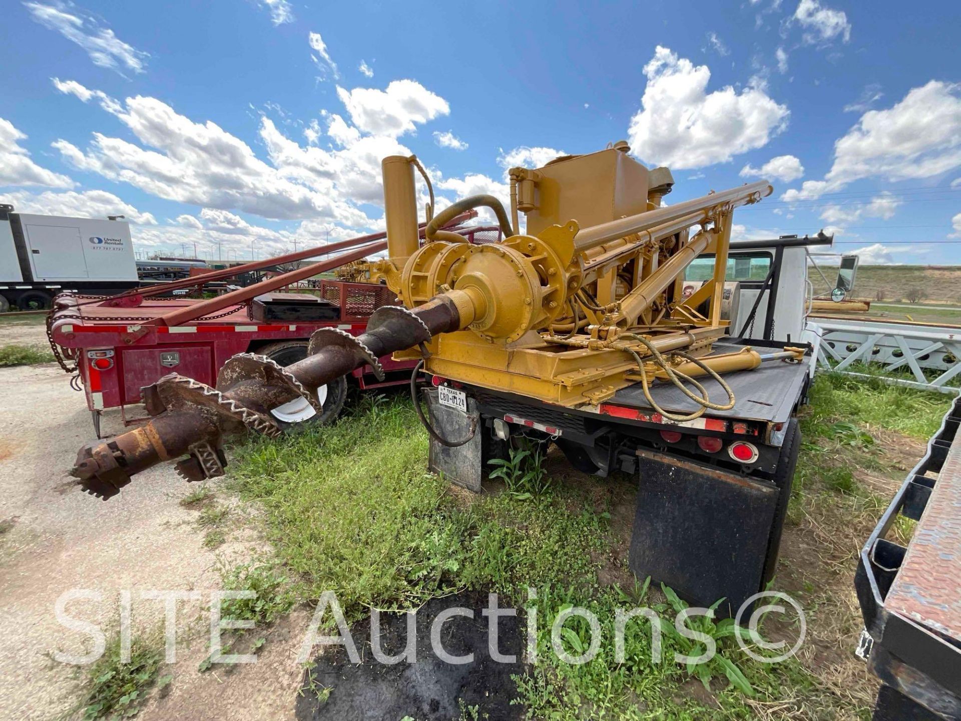 1998 International 4700 S/A Flatbed Truck w/ Drilling Unit - Image 3 of 19