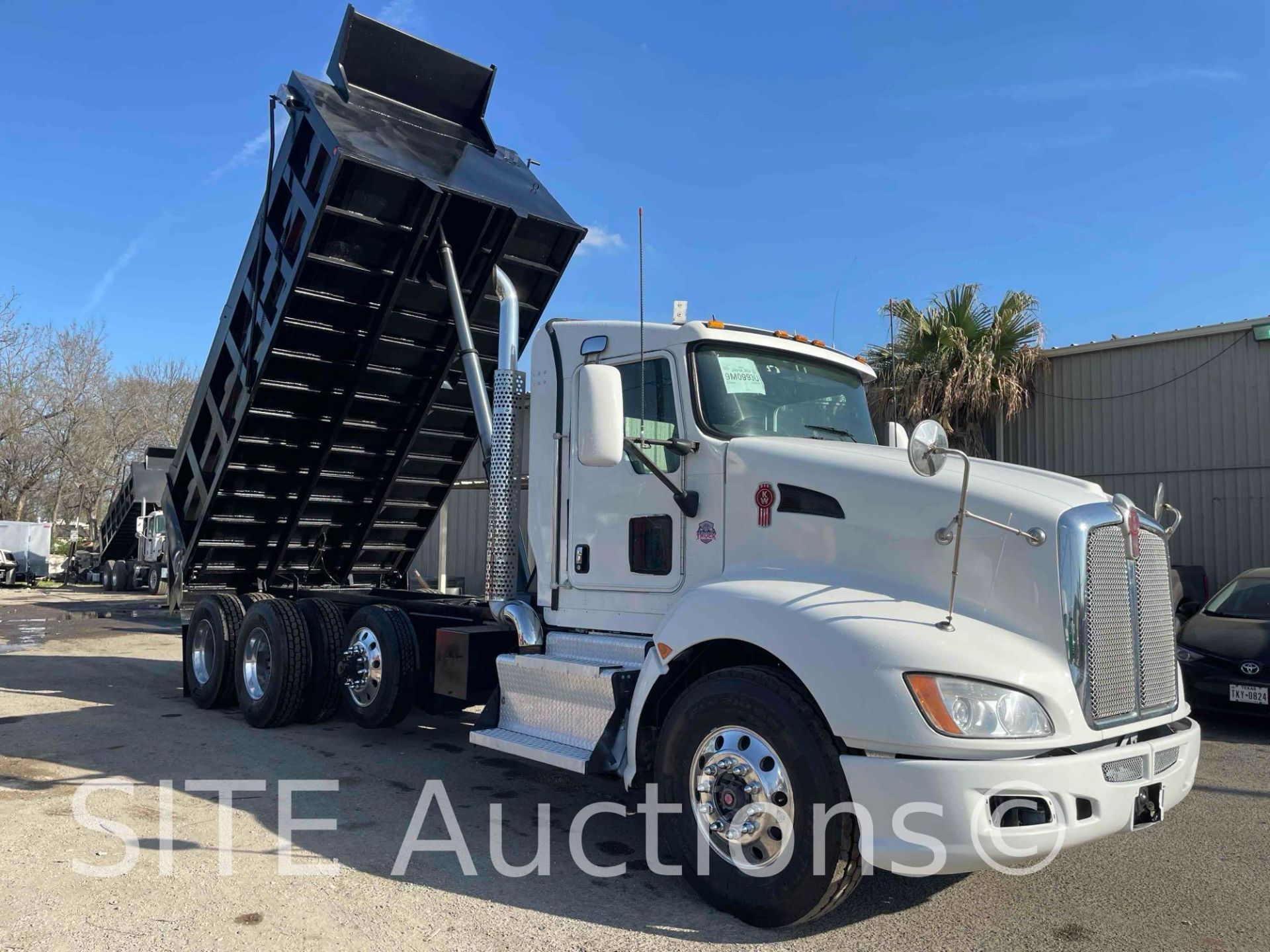 2013 Kenworth T660 Tri/A Dump Truck - Image 3 of 15