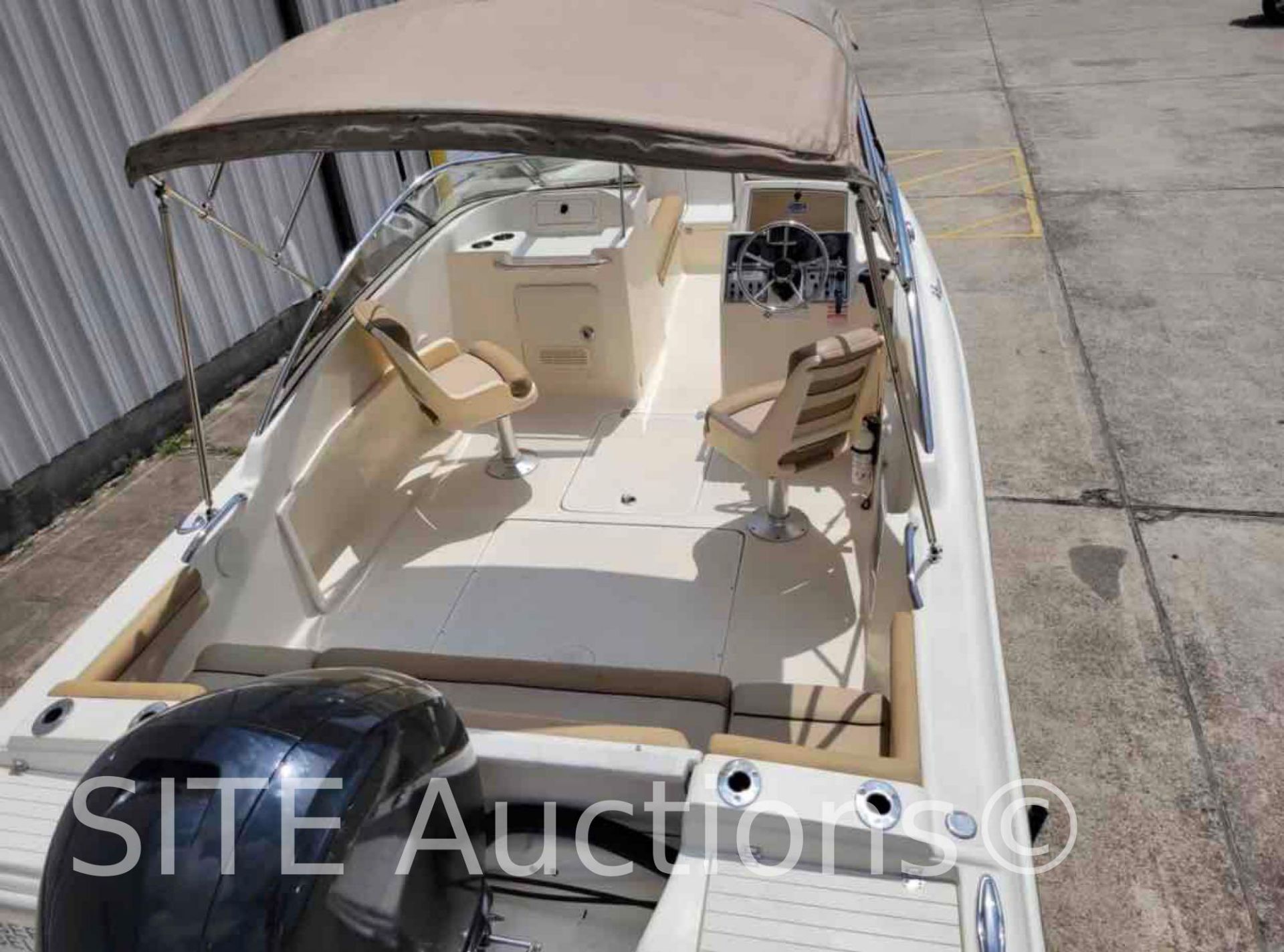 2020 Scout Dorado 20ft. Boat with Trailer - Image 9 of 9