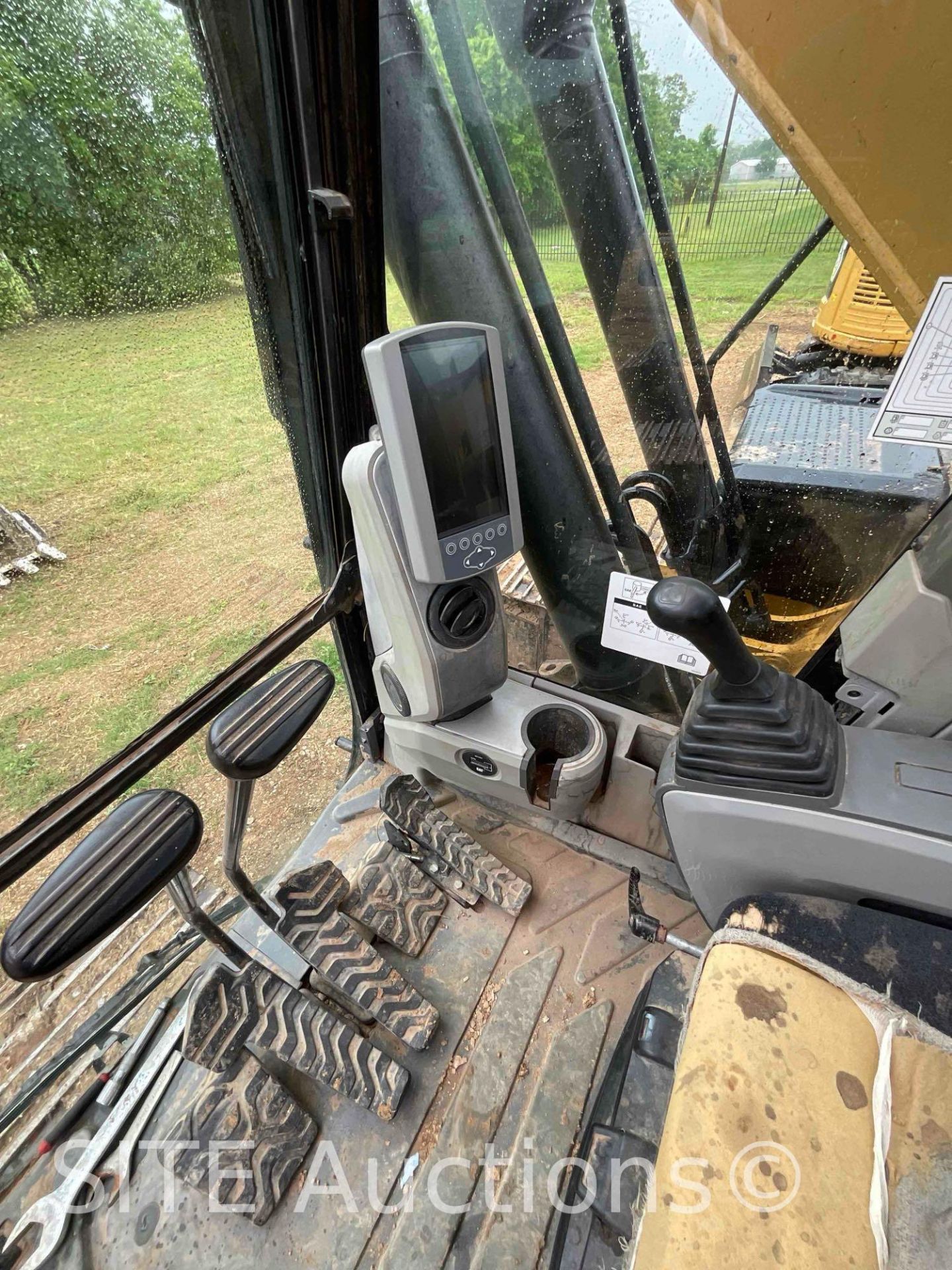 2014 CAT 320E L Hydraulic Excavator - Image 27 of 31