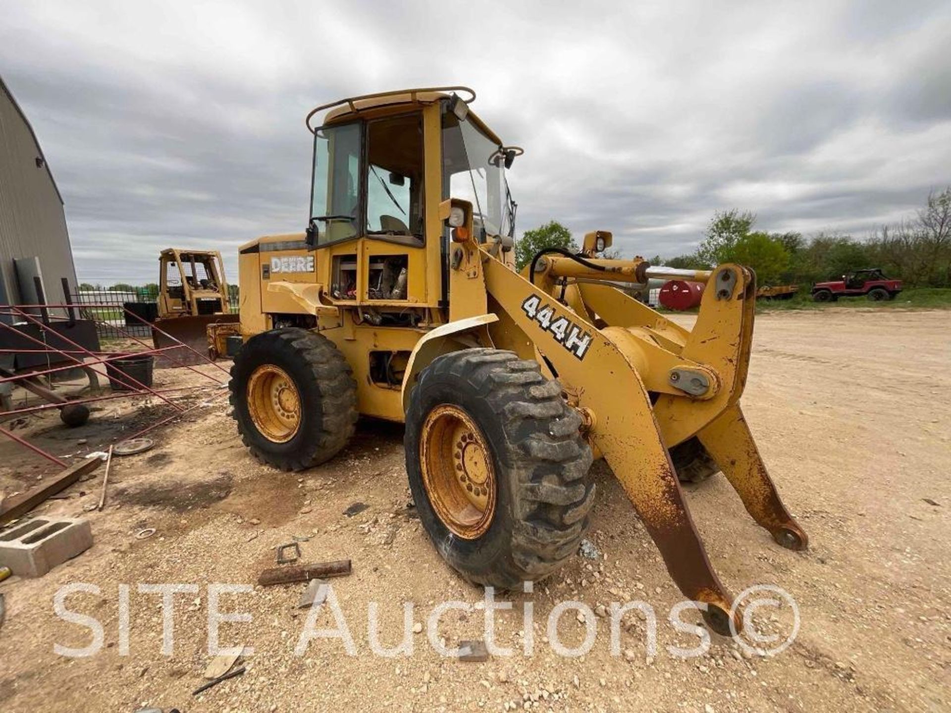 John Deere 444H Wheel Loader - Image 2 of 25