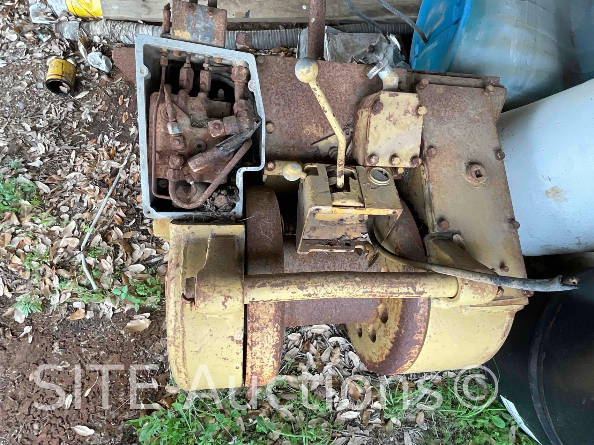 1969 CAT D6C Crawler Dozer - Image 32 of 34