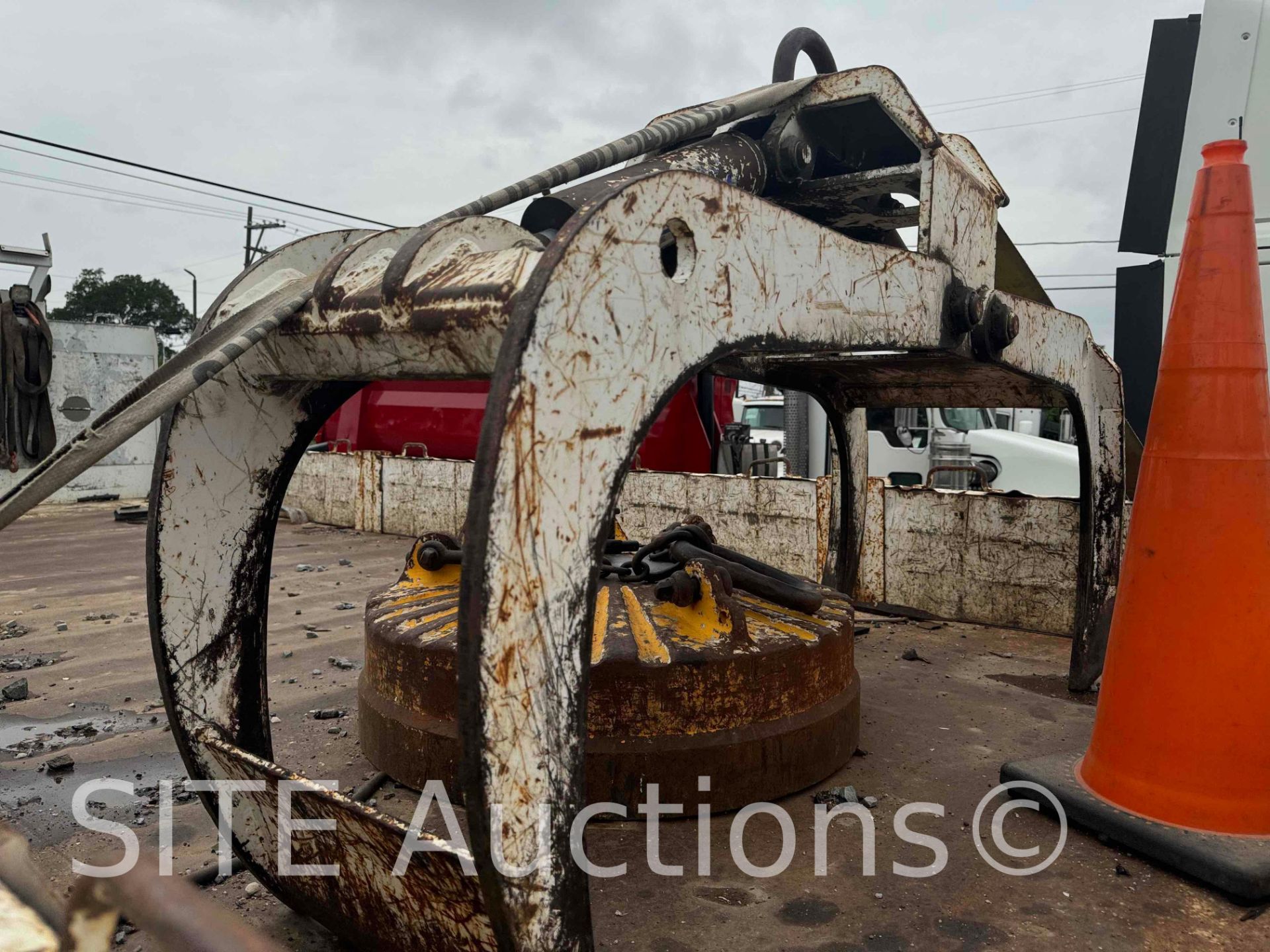 2014 Freightliner 114SD T/A Crane Truck - Image 41 of 58