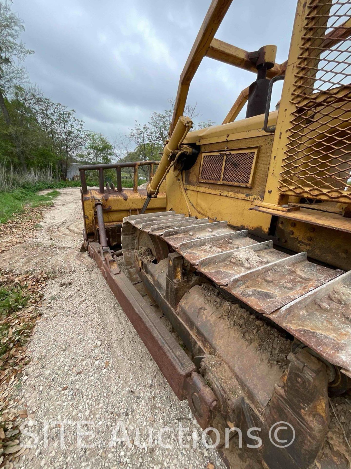 1969 CAT D6C Crawler Dozer - Image 20 of 34