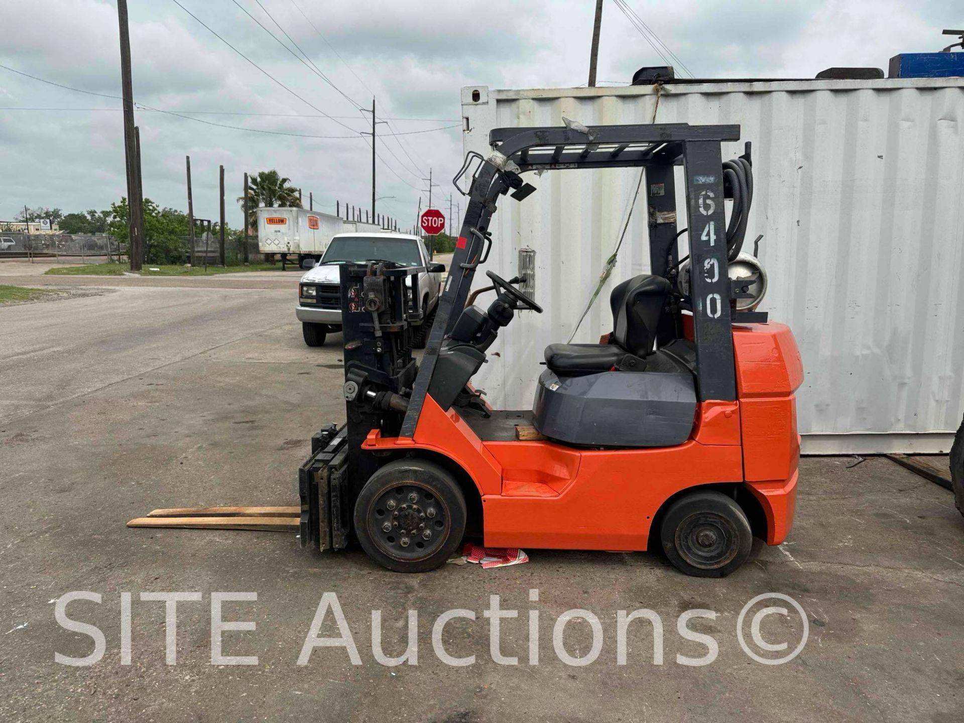 Toyota LPG Forklift - Image 7 of 16