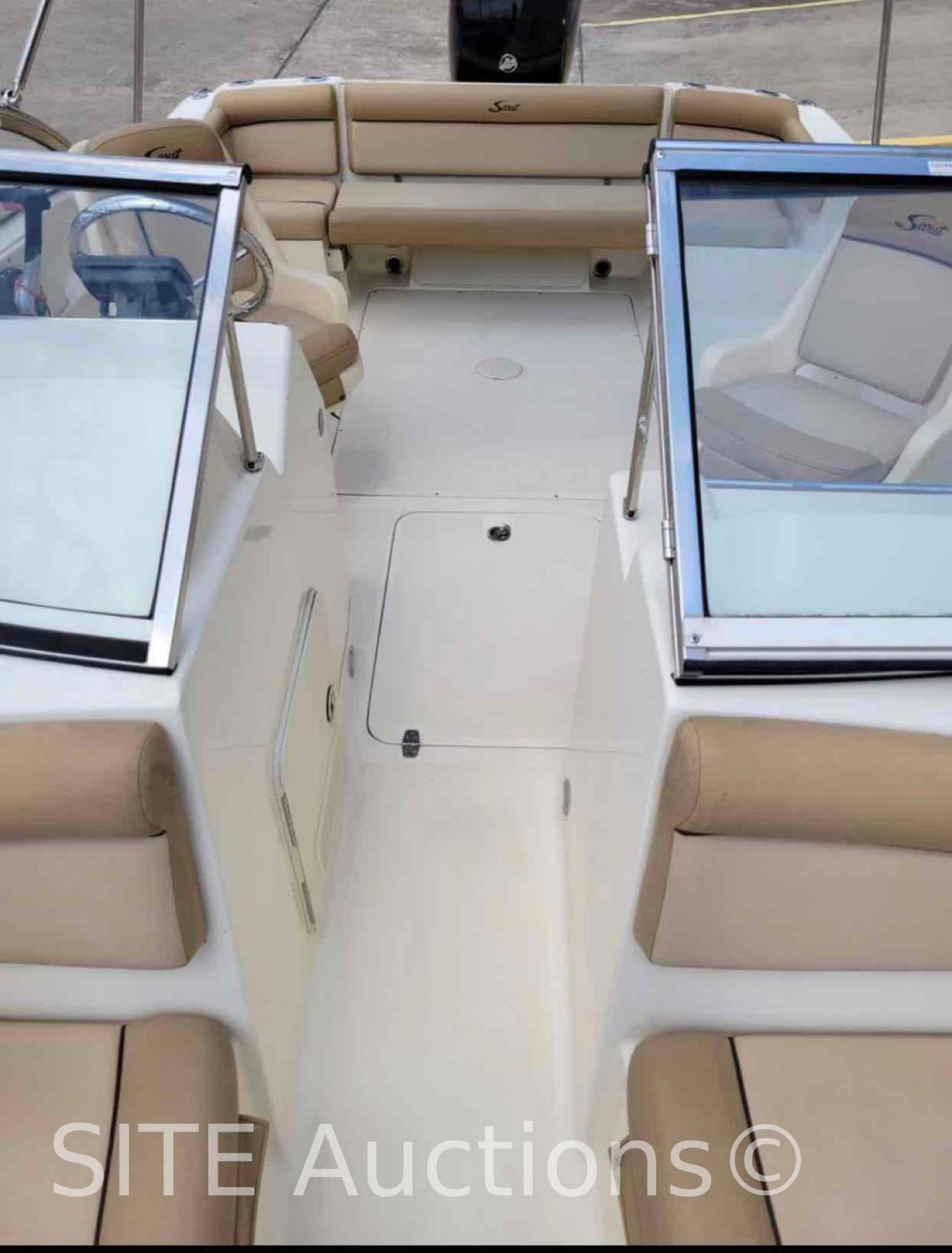 2020 Scout Dorado 20ft. Boat with Trailer - Image 14 of 21
