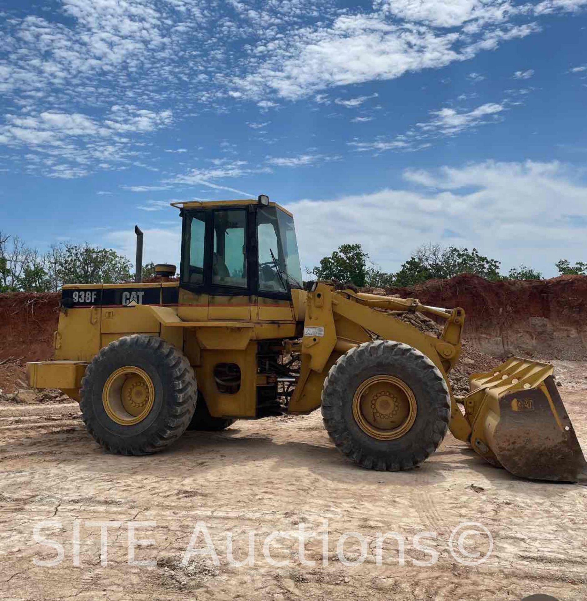 CAT 938F Wheel Loader - Image 4 of 6