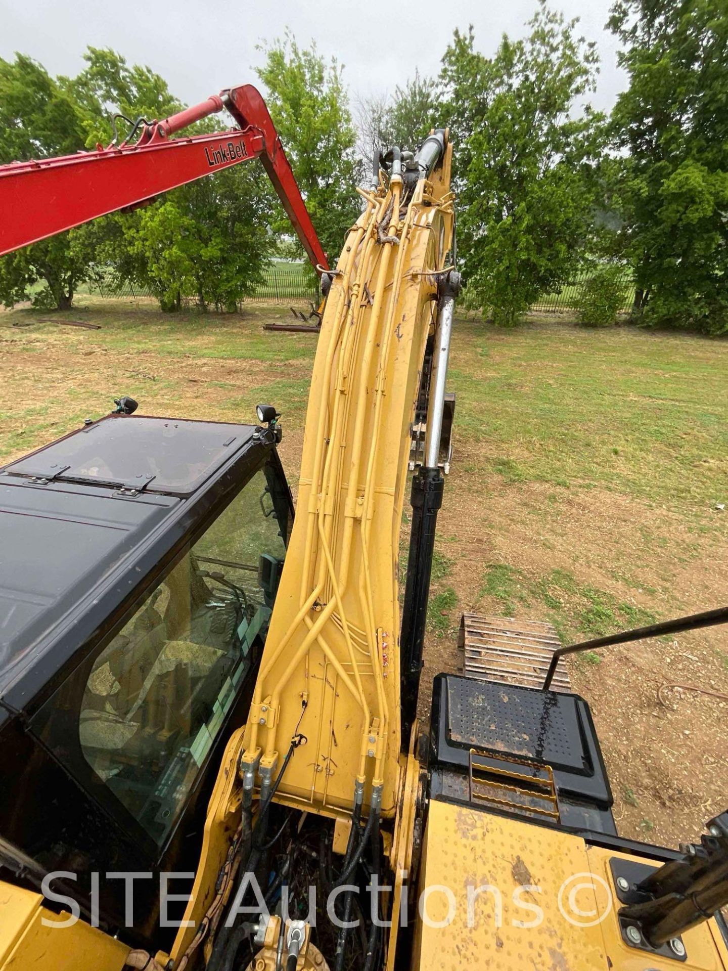 2014 CAT 320E L Hydraulic Excavator - Image 23 of 31