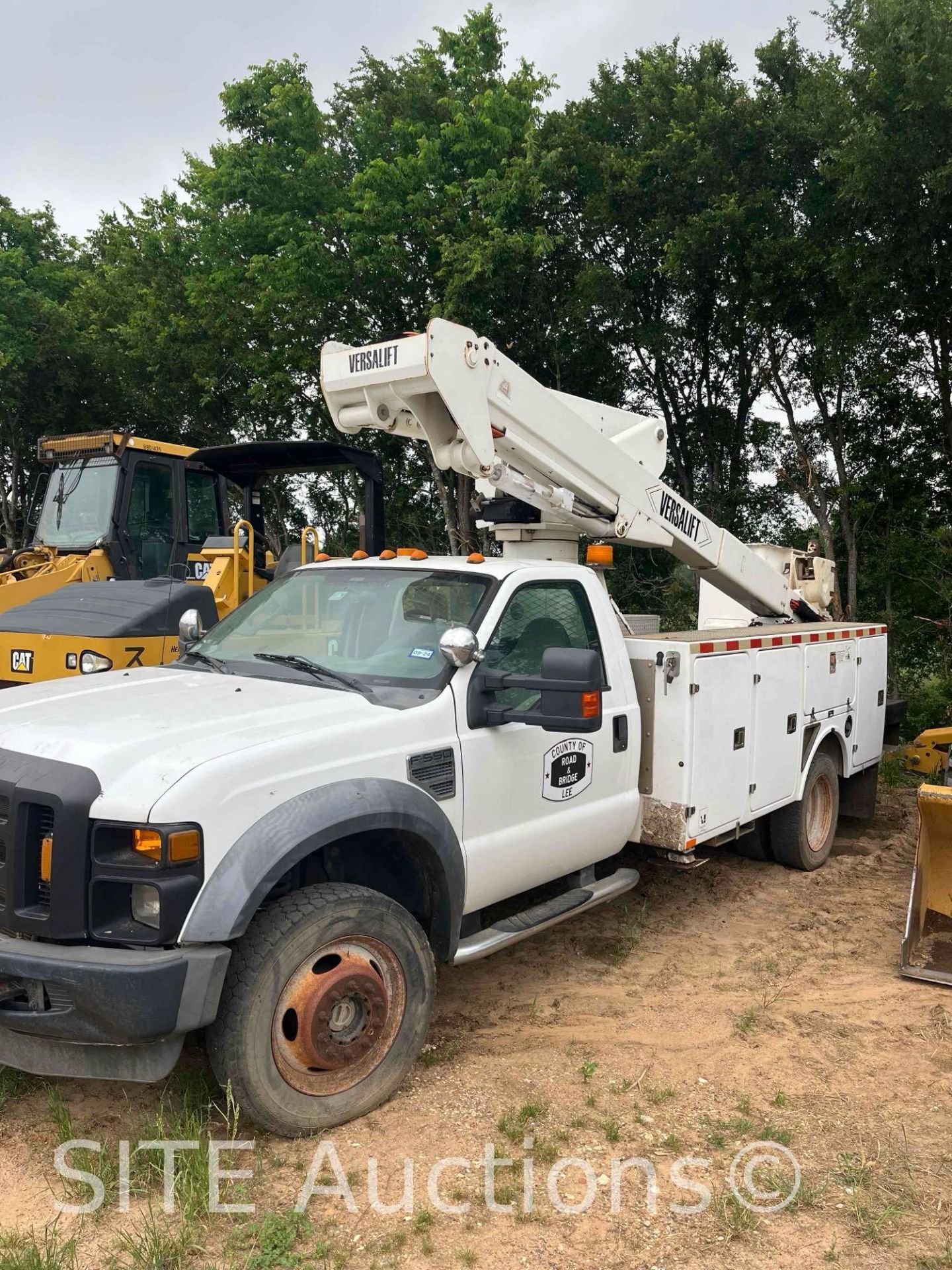 2009 Ford F550 SD Bucket Truck - Image 3 of 30