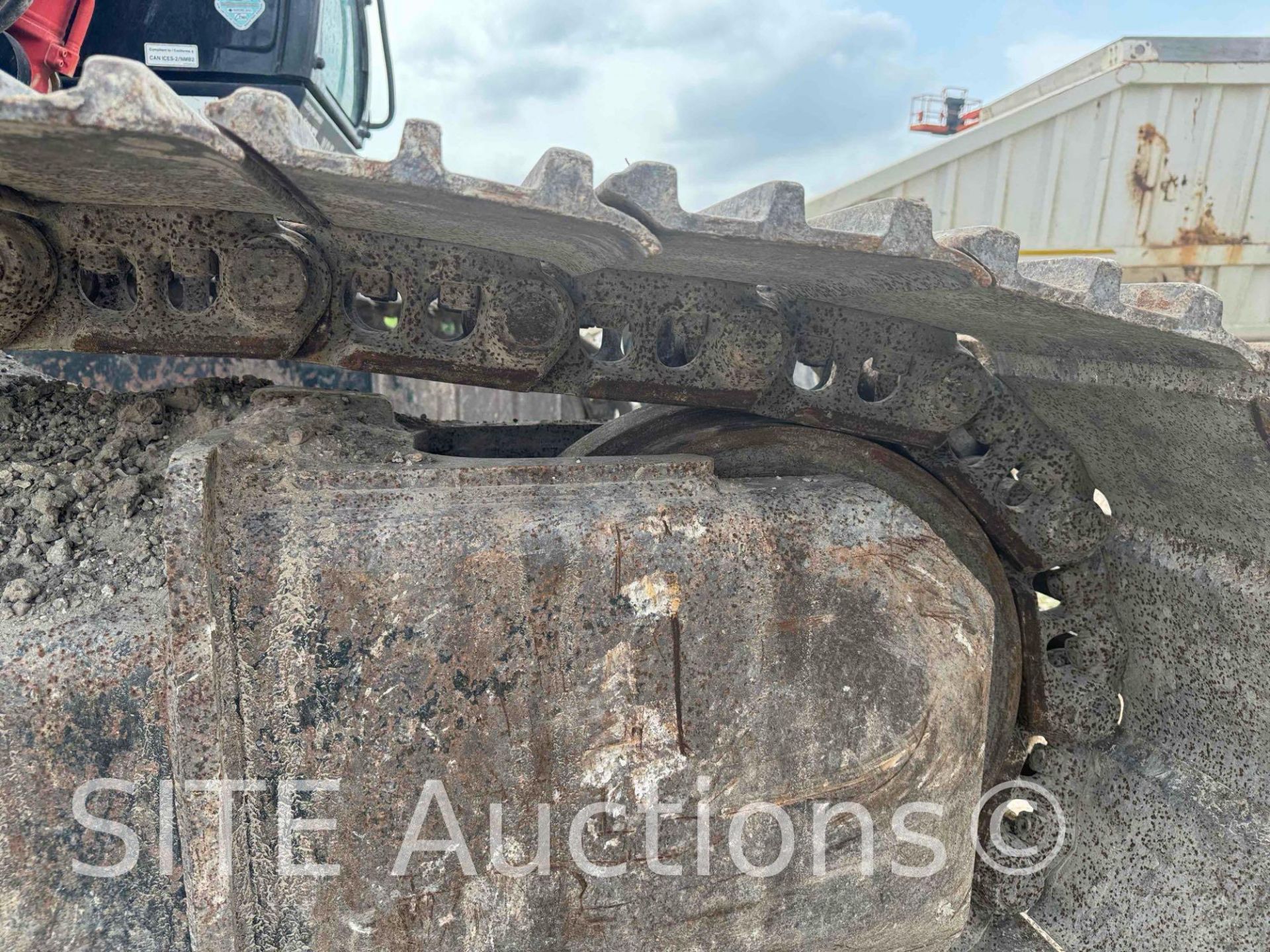 2019 Link-Belt 300X4 Excavator - Image 20 of 39